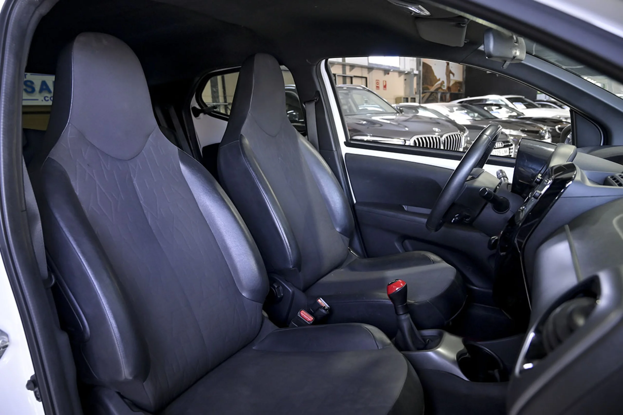 Toyota Aygo 1.0 70 xsport - Foto 20