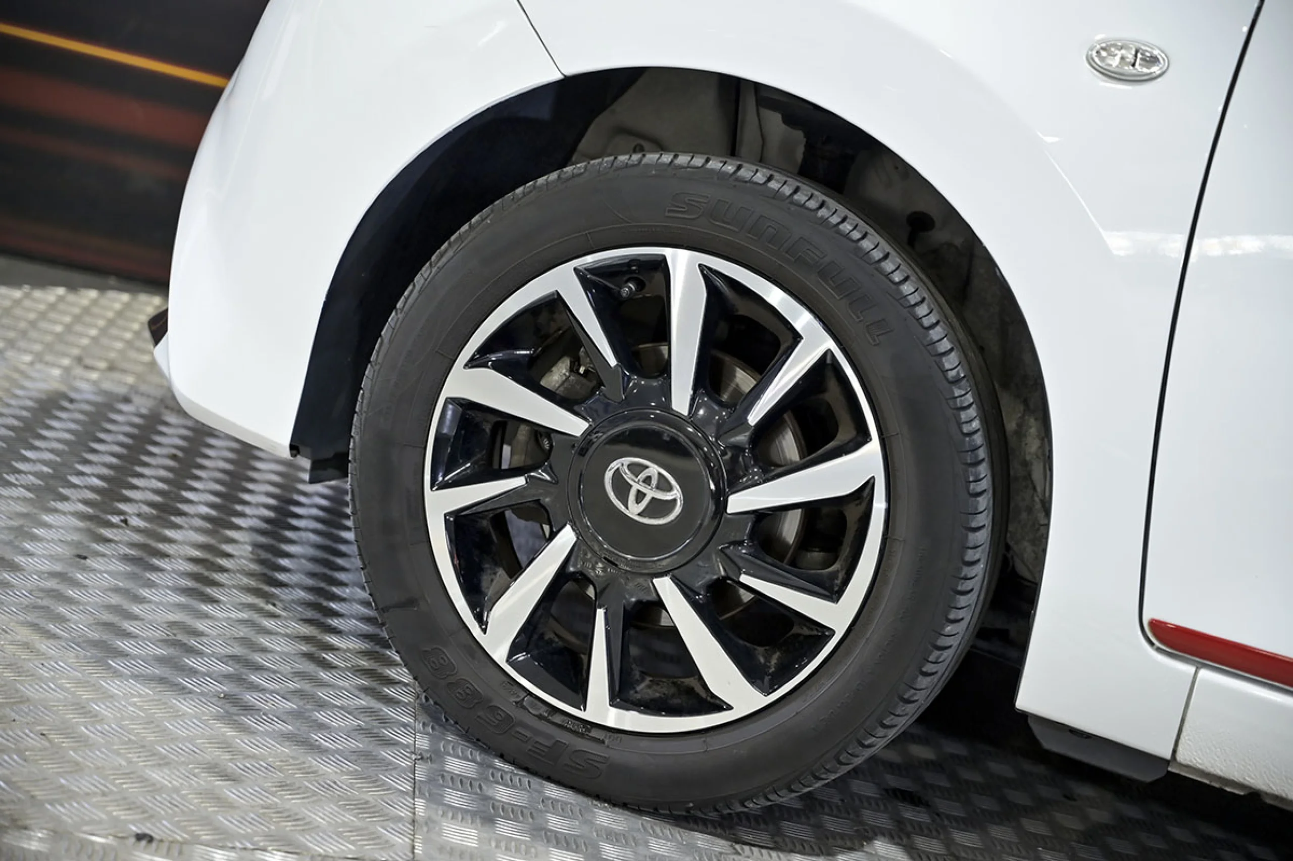 Toyota Aygo 1.0 70 xsport - Foto 12