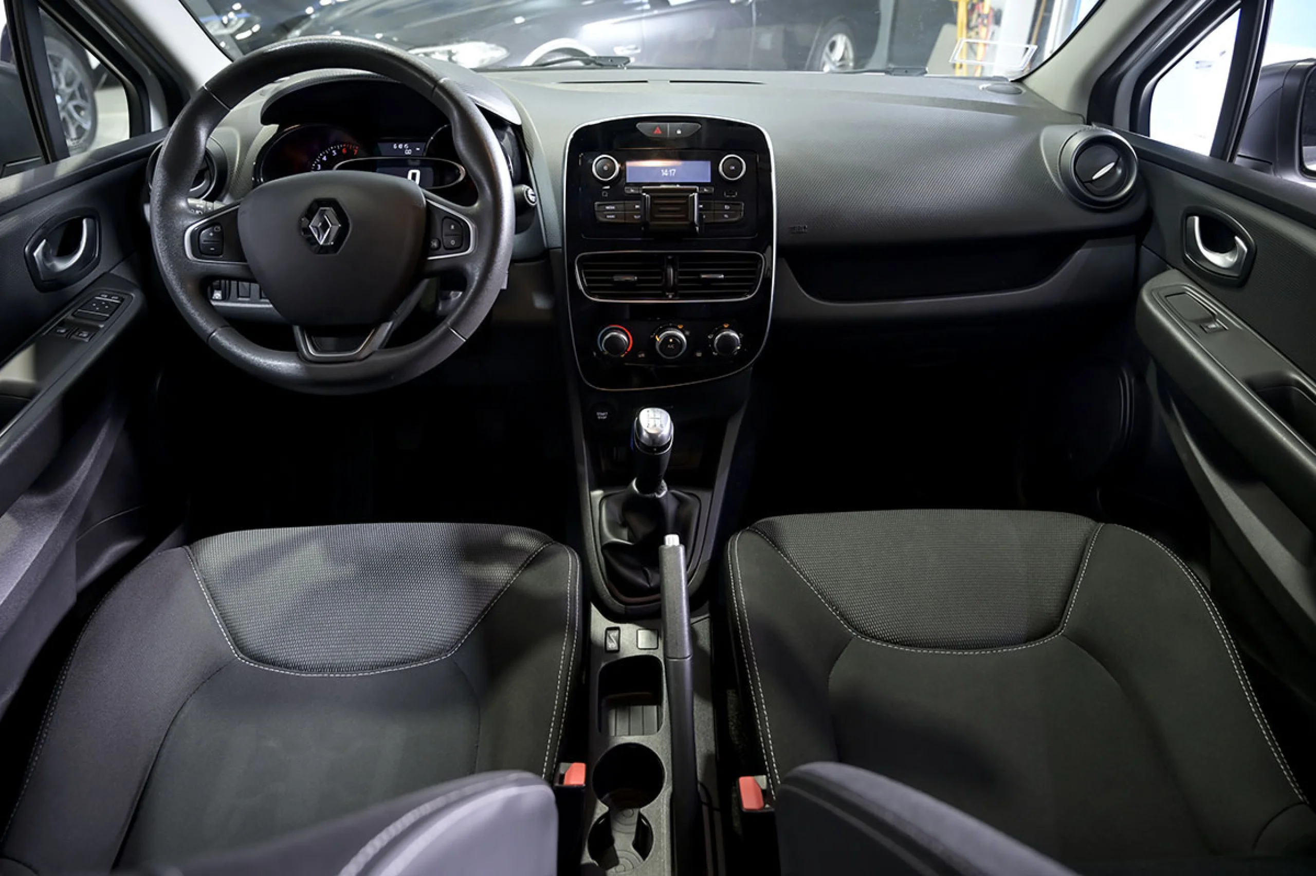 Renault Clio Business TCe 55kW 75CV 18 - Foto 9