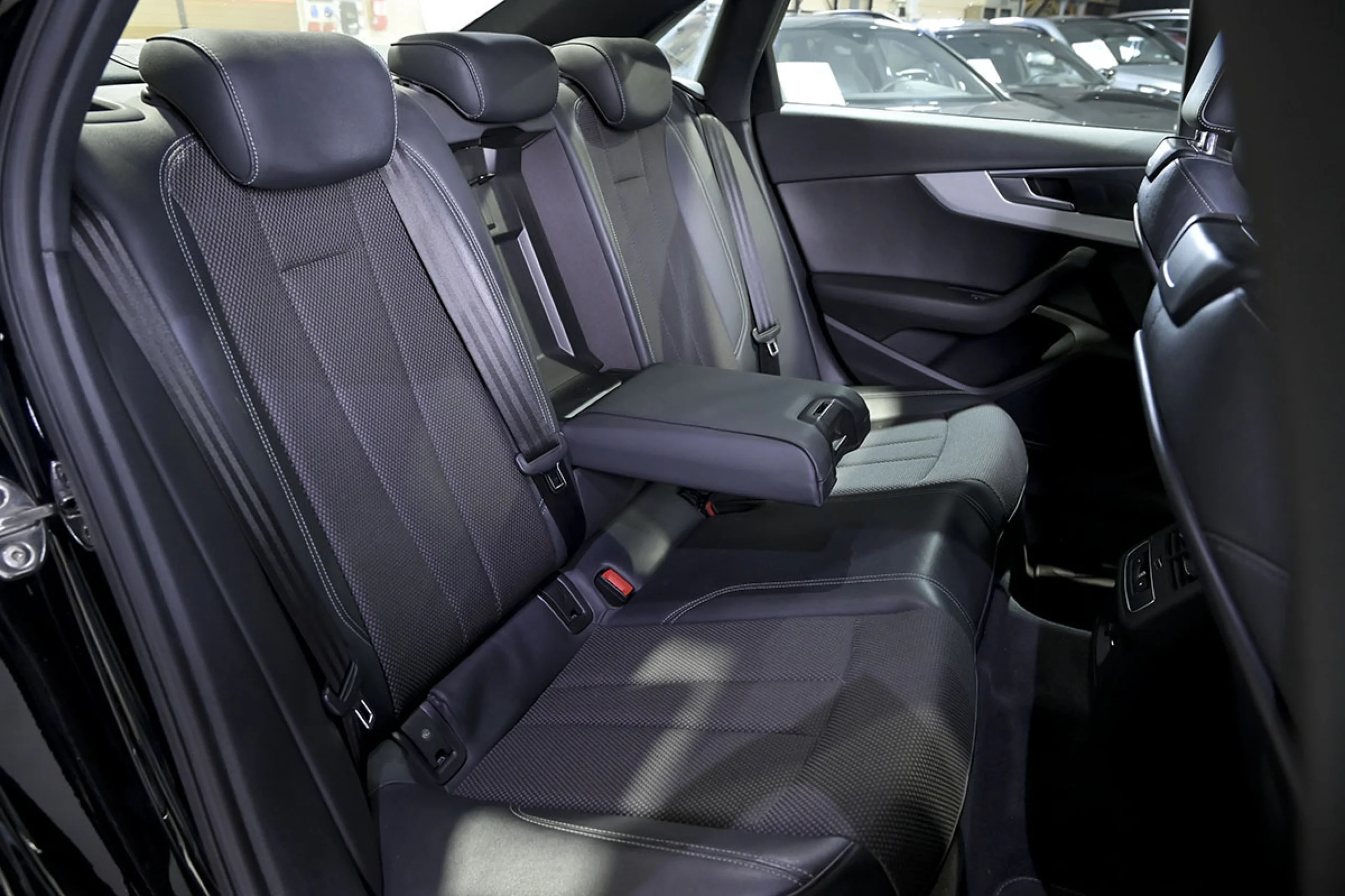 Audi A4 2.0 TDI 140kW190CV S tronic sport edit - Foto 18