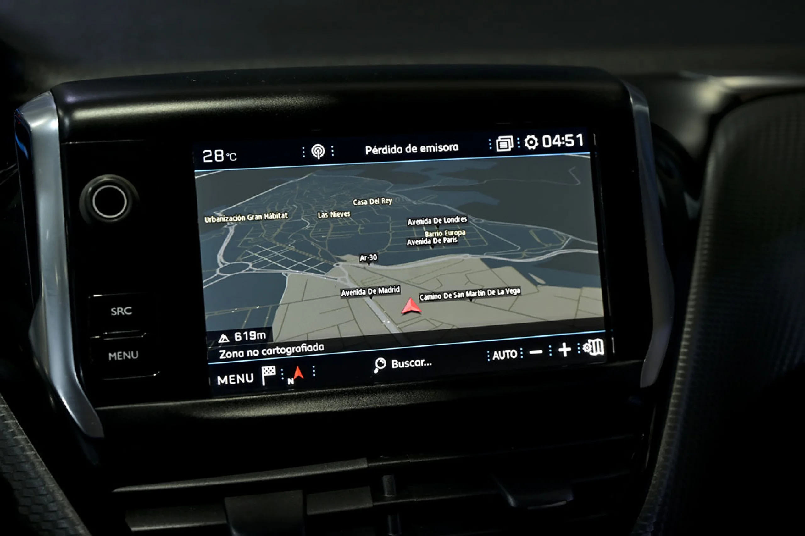 Peugeot 2008 Allure BlueHDi 120 SS EAT6 - Foto 10