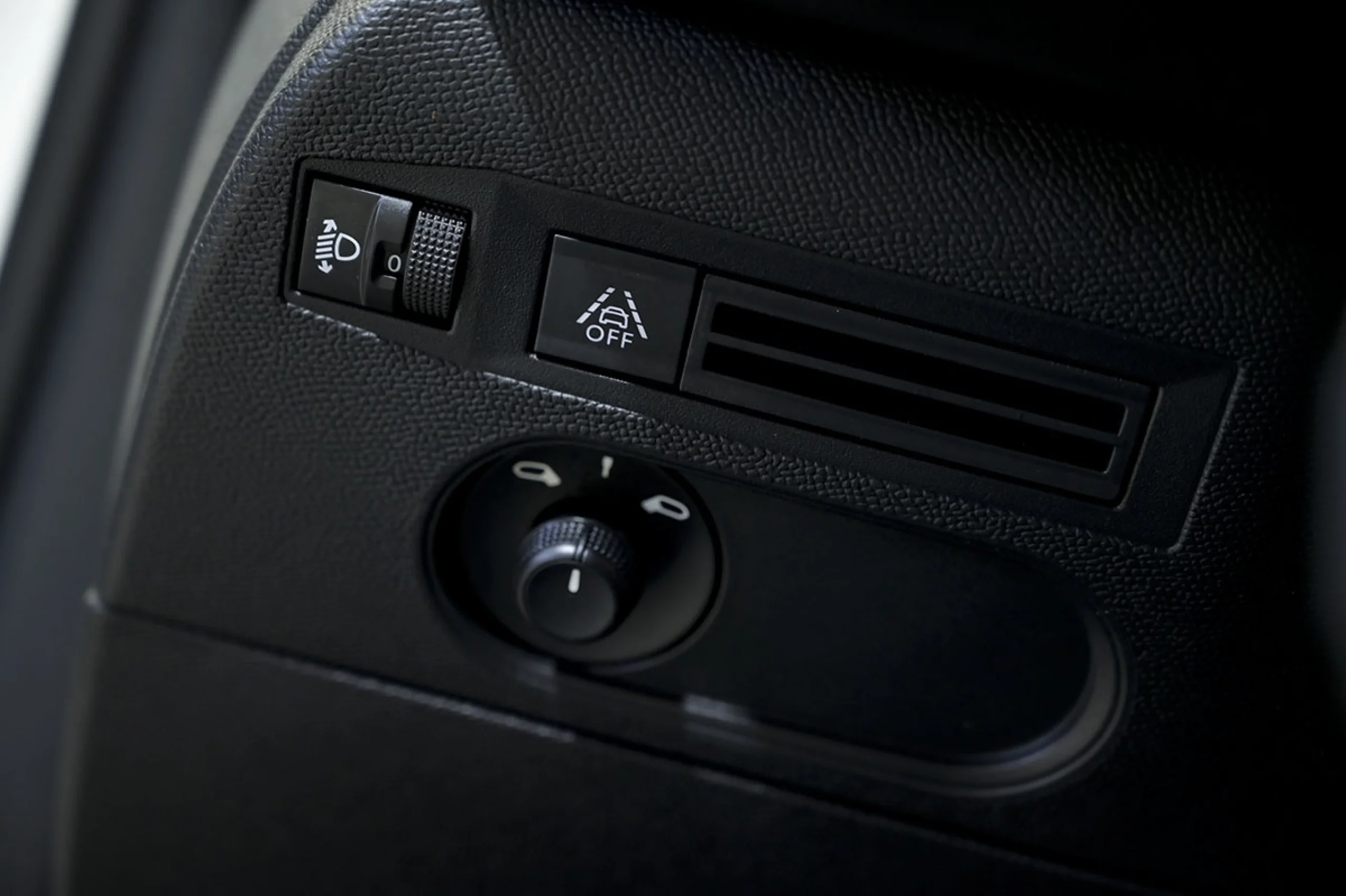 DS DS3 Crossback DS 3 Crossback BlueHDi 81 kW Manual MONTMARTRE - Foto 22