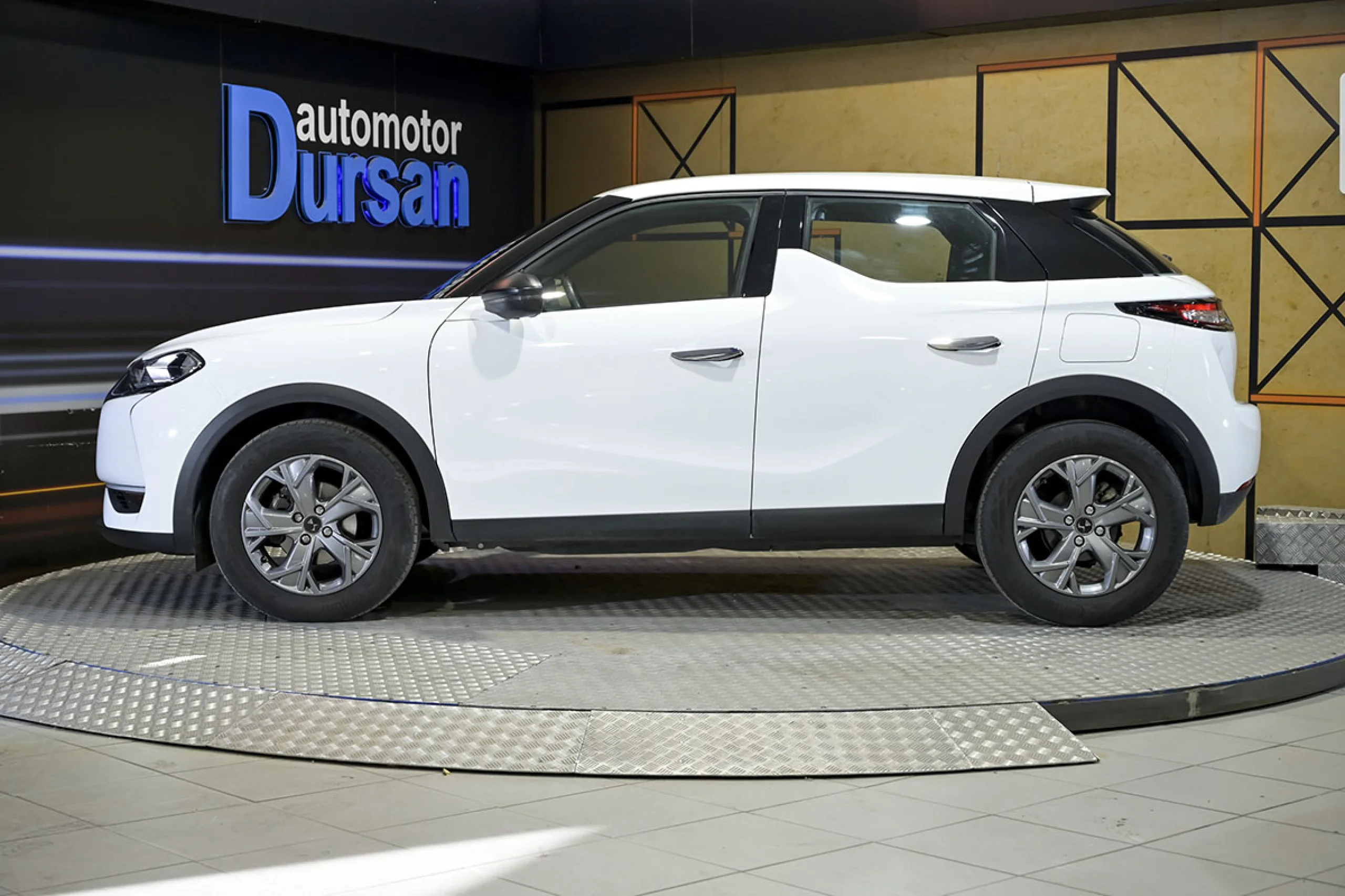 DS DS3 Crossback DS 3 Crossback BlueHDi 81 kW Manual MONTMARTRE - Foto 19