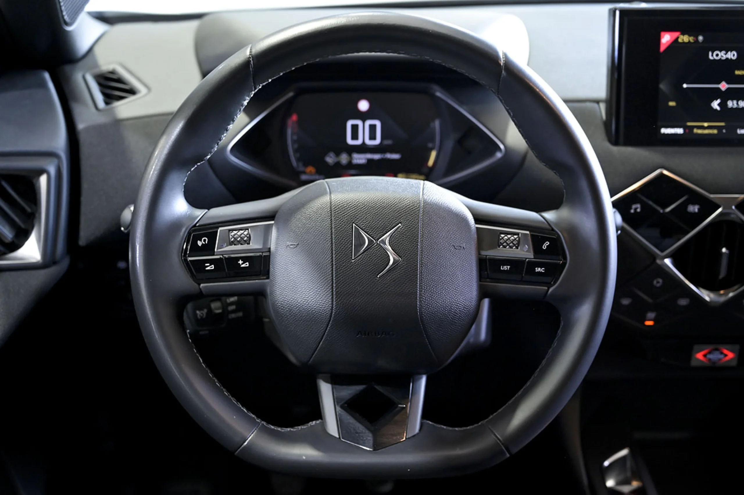 DS DS3 Crossback DS 3 Crossback BlueHDi 81 kW Manual MONTMARTRE - Foto 25