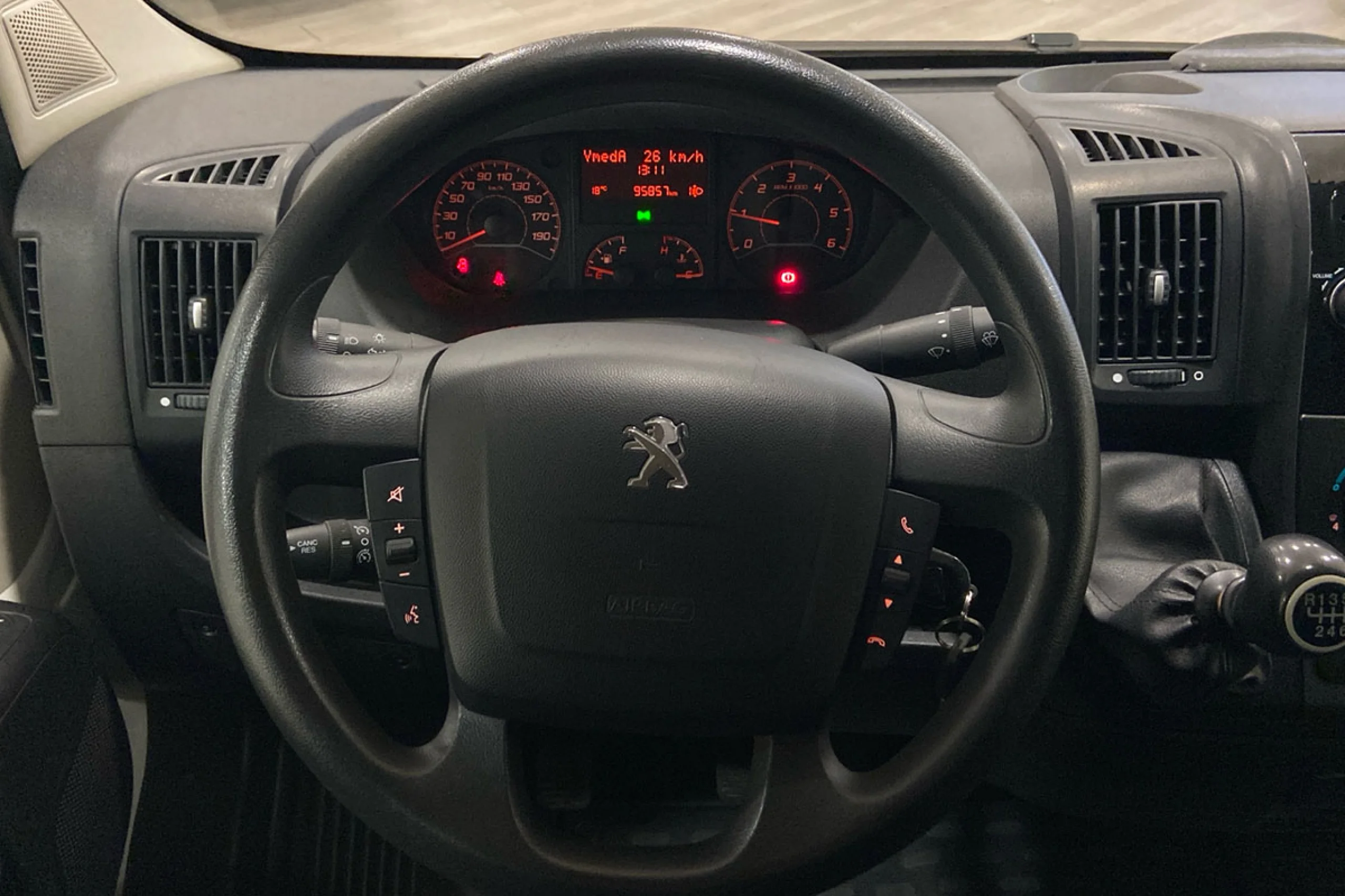 Peugeot Boxer 330 L1 H1 BHDI 88kW 120CV SS 6 Vel. M - Foto 21