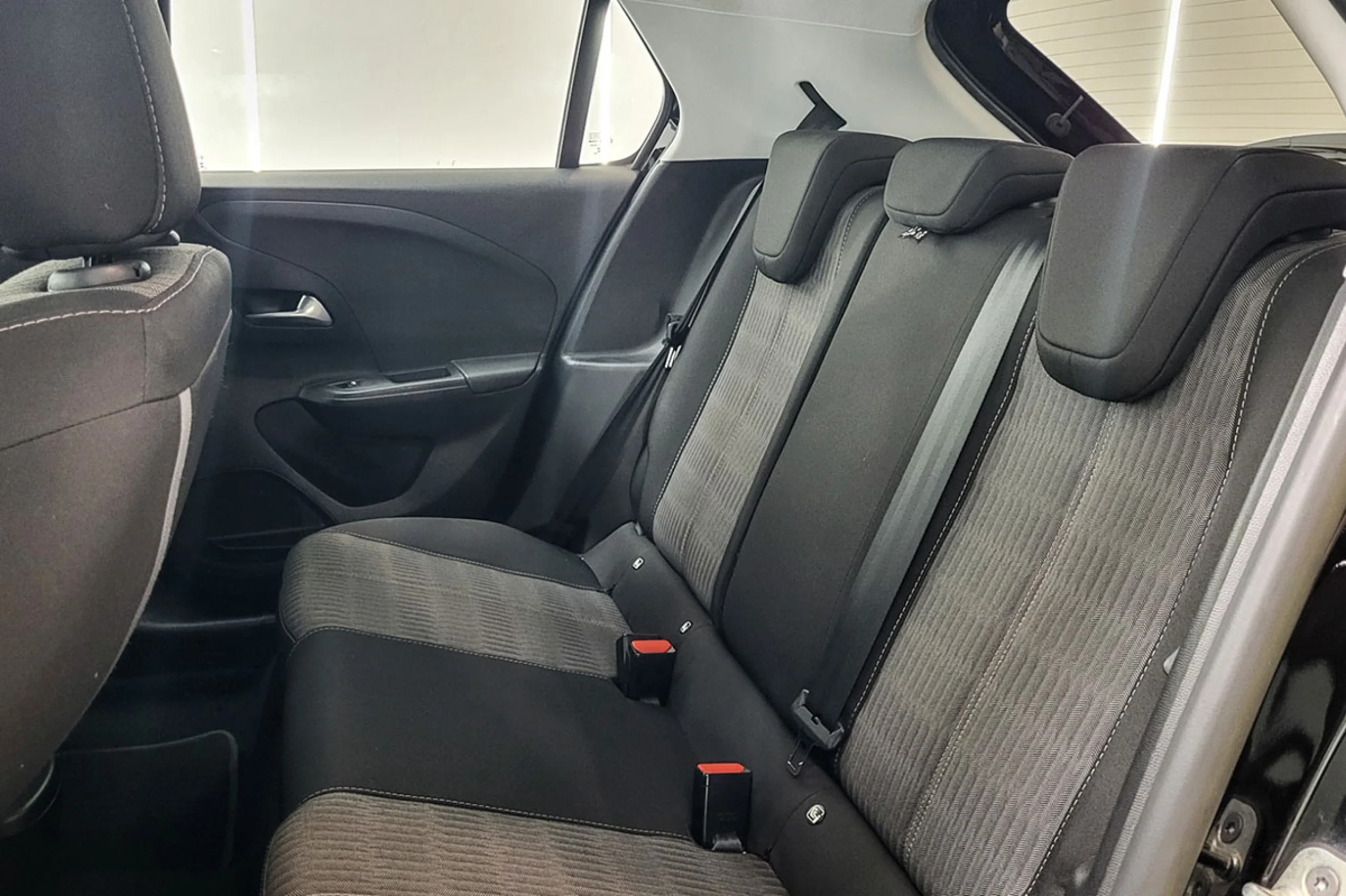 Opel Corsa 1.2T XHL 74kW 100CV Edition - Foto 12