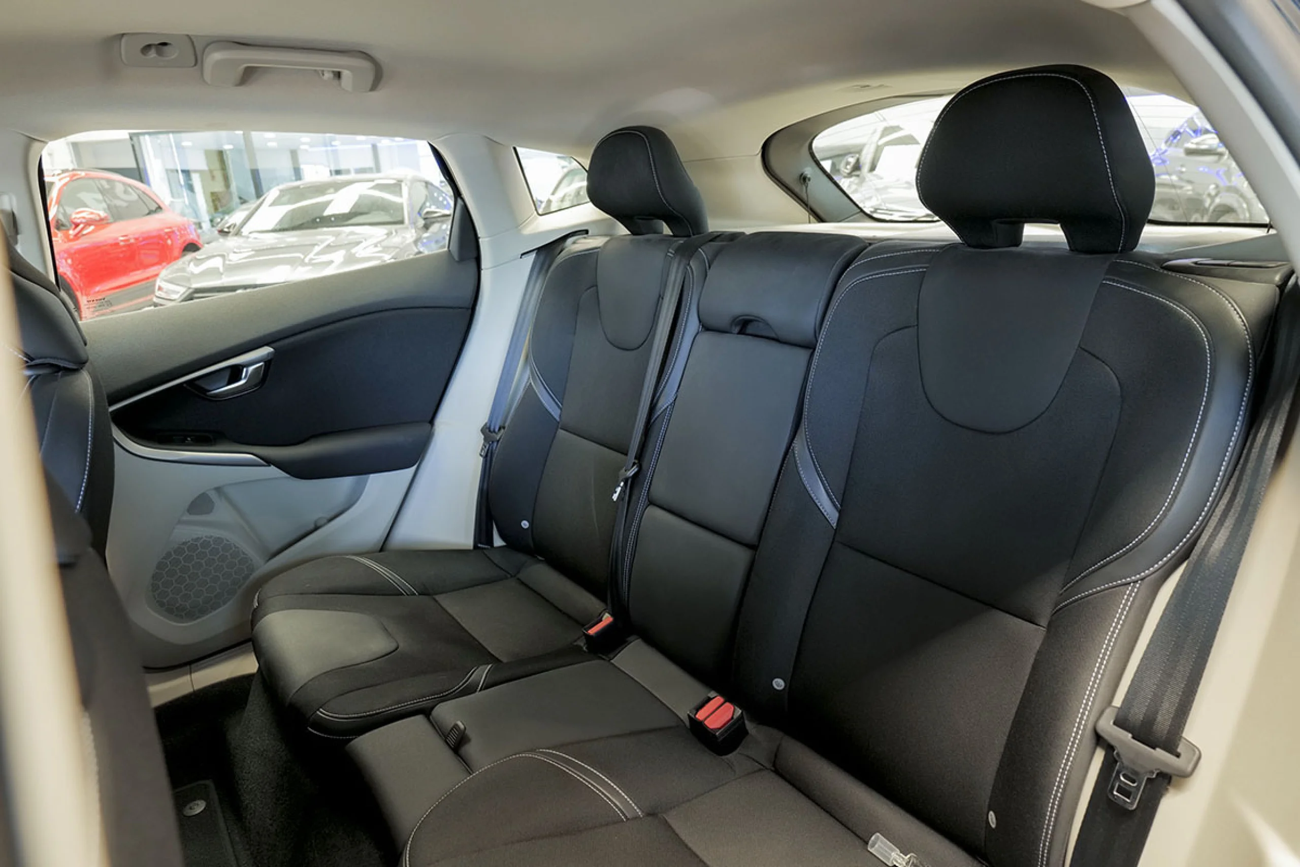 Volvo V40 1.6 T4 Momentum Auto - Foto 15