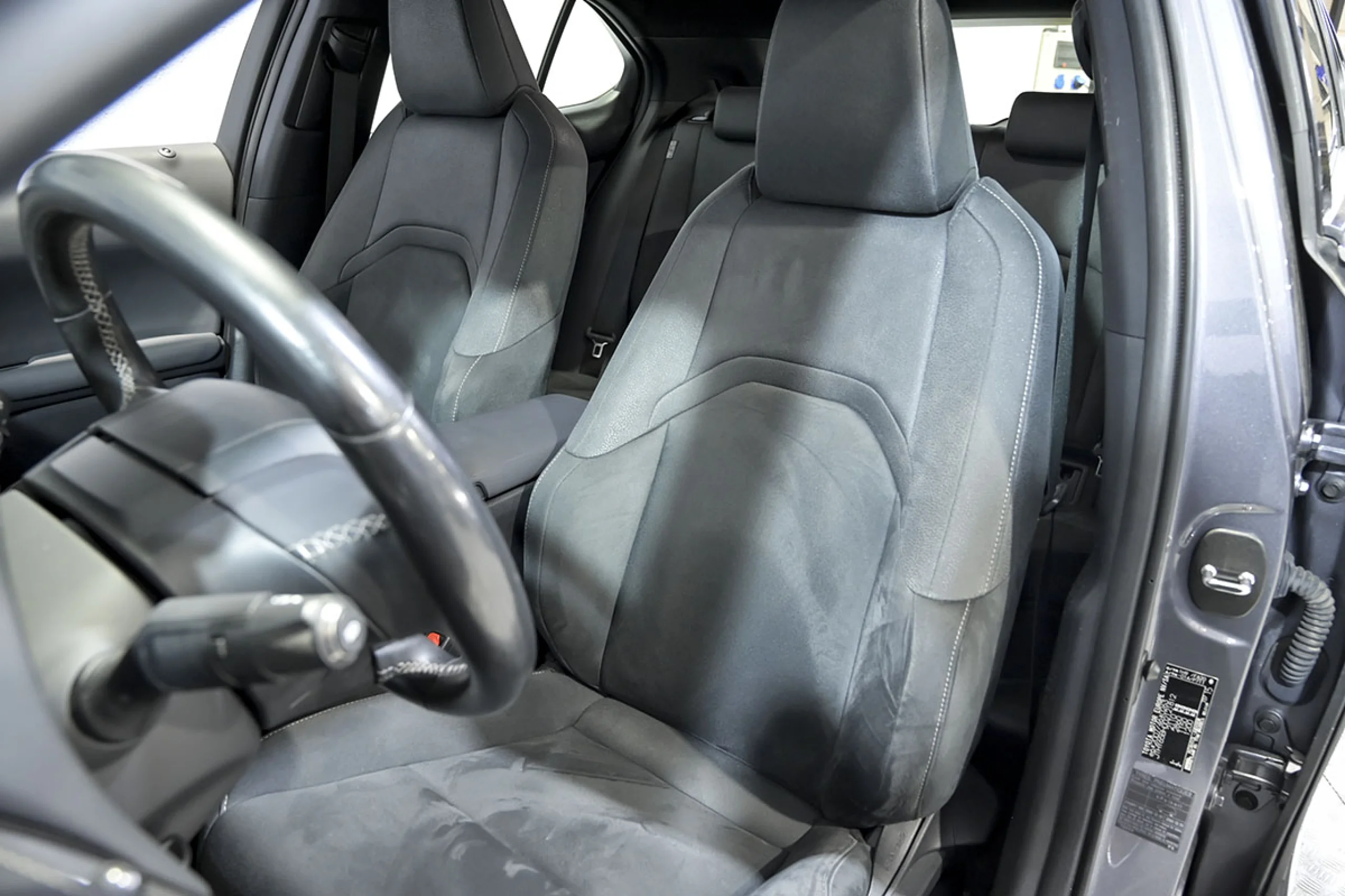 Lexus UX 250h UX 2.0 250h Business - Foto 9