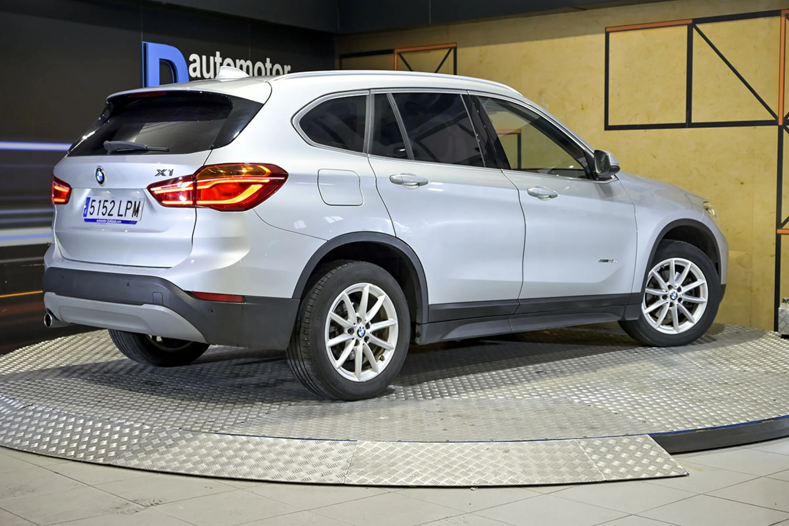 BMW X1 sDrive18d Business - Foto 5