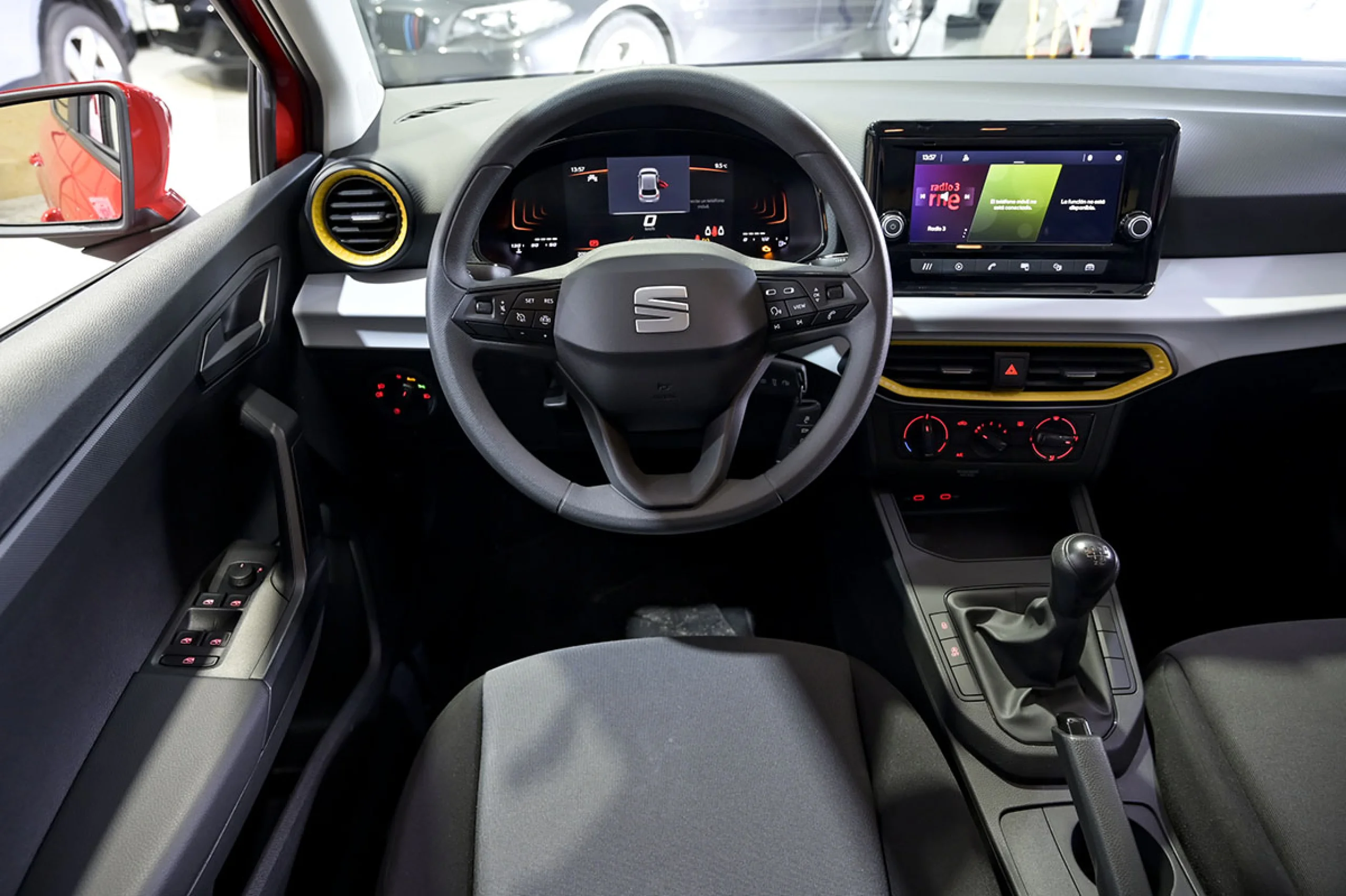 Seat Ibiza 1.0 MPI 59kW 80CV Reference XL - Foto 31