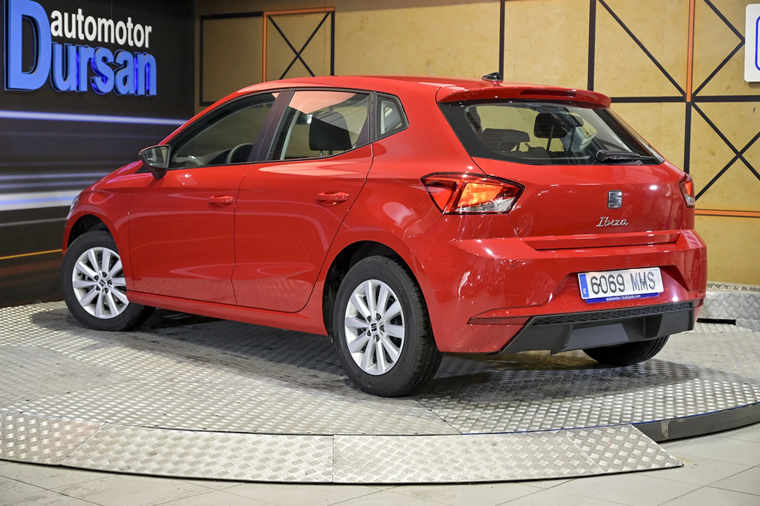 Seat Ibiza 1.0 MPI 59kW 80CV Reference XL - Foto 4