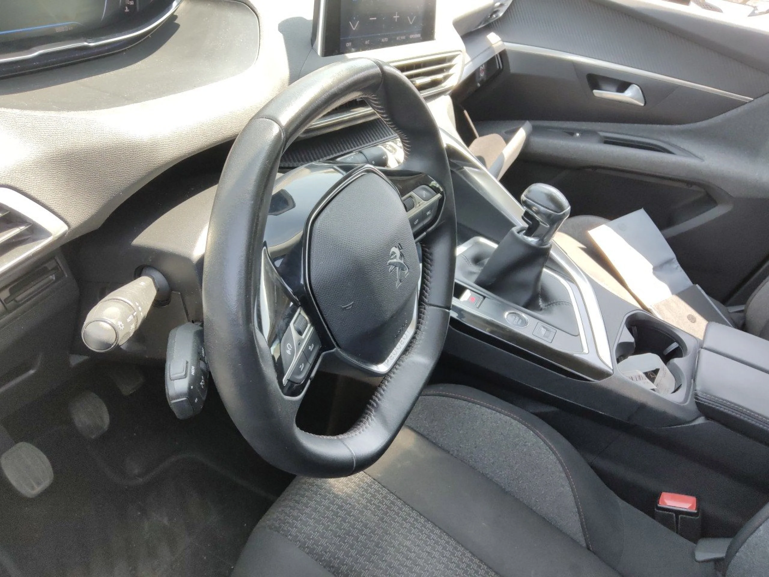 Peugeot 3008 1.5 BlueHDi 96kW (130CV) S&amp;S Active Pack - Foto 7