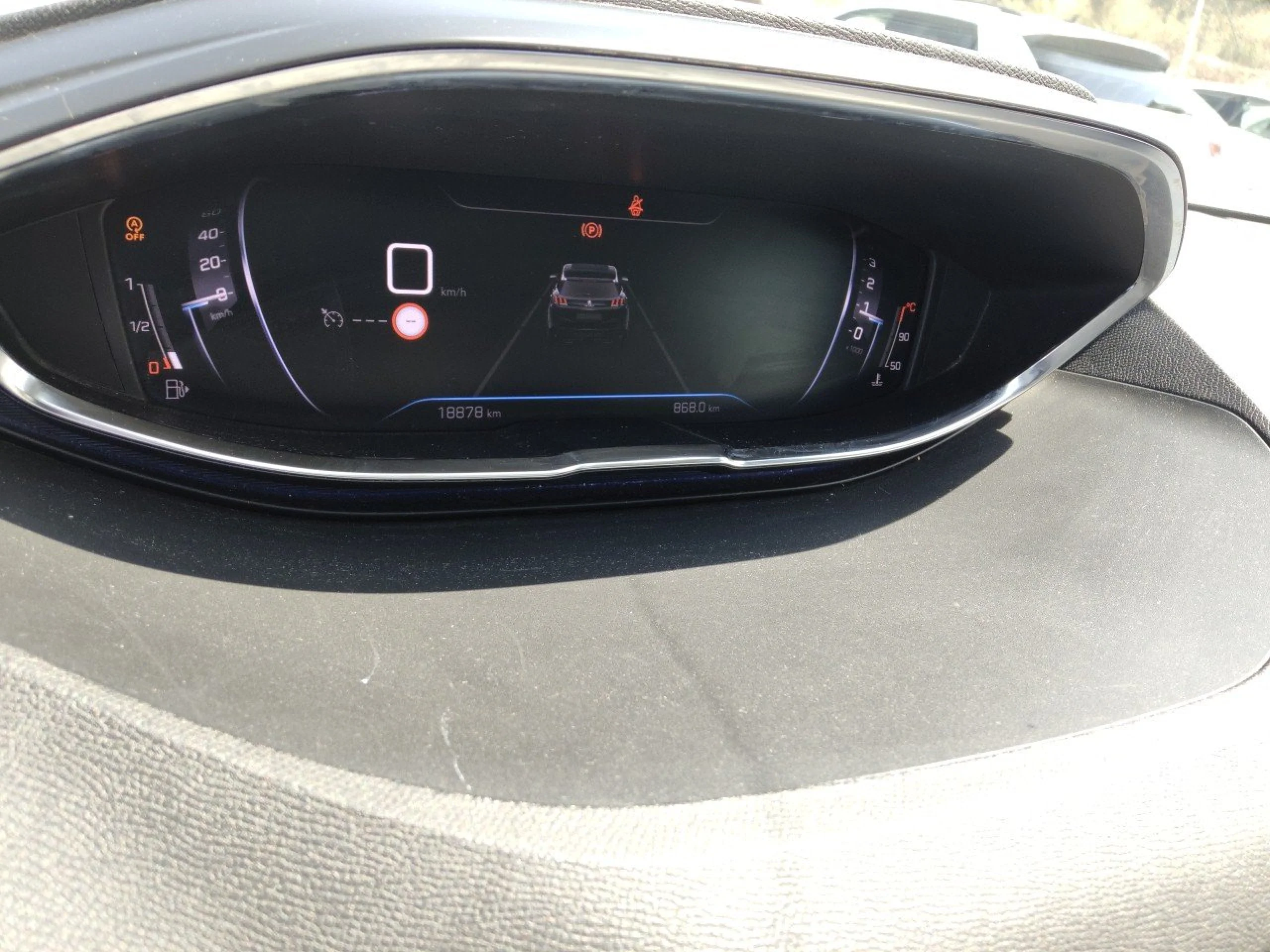 Peugeot 3008 1.5 BlueHDi 96kW (130CV) S&amp;S Active Pack - Foto 8