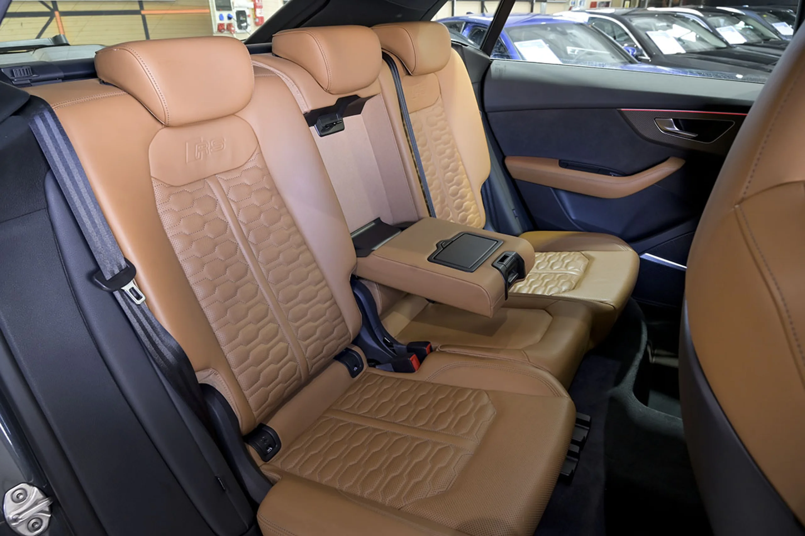 Audi Q8 RS Q8 TFSI 441kW 600CV quattro tipt - Foto 18