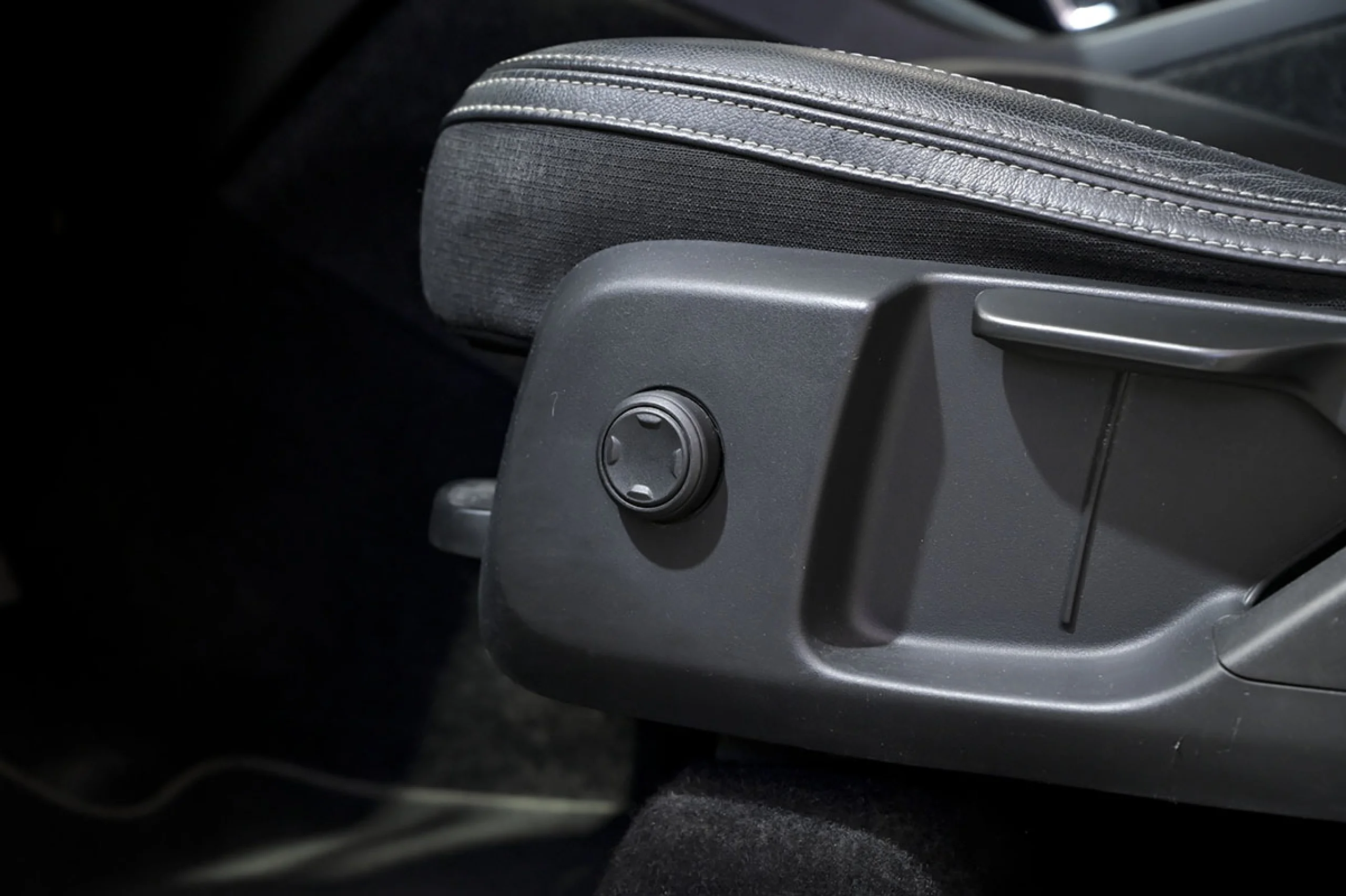 Volvo XC 40 XC40 2.0 D3 Momentum Pro Auto - Foto 21