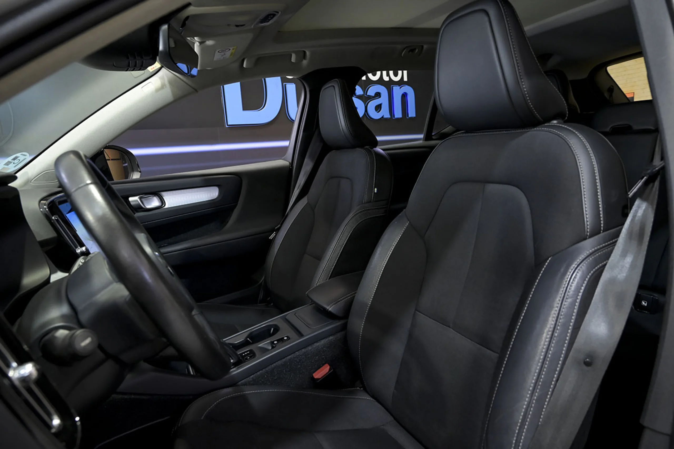 Volvo XC 40 XC40 2.0 D3 Momentum Pro Auto - Foto 9