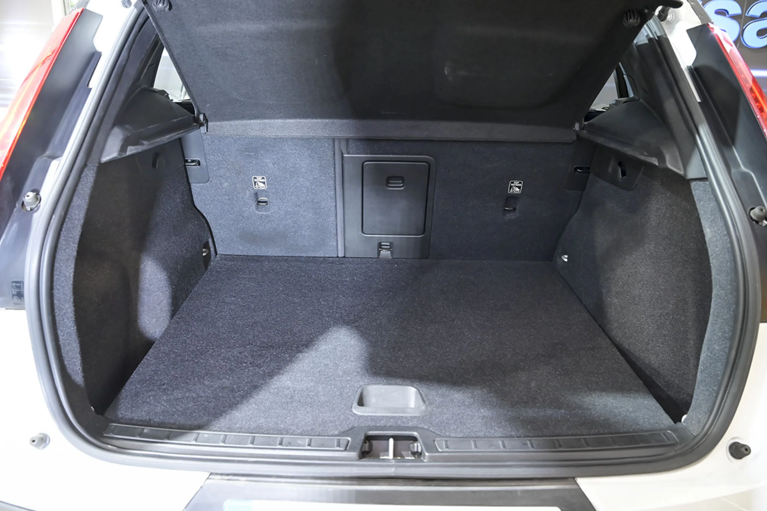 Volvo XC 40 XC40 2.0 D3 Momentum Pro Auto - Foto 13