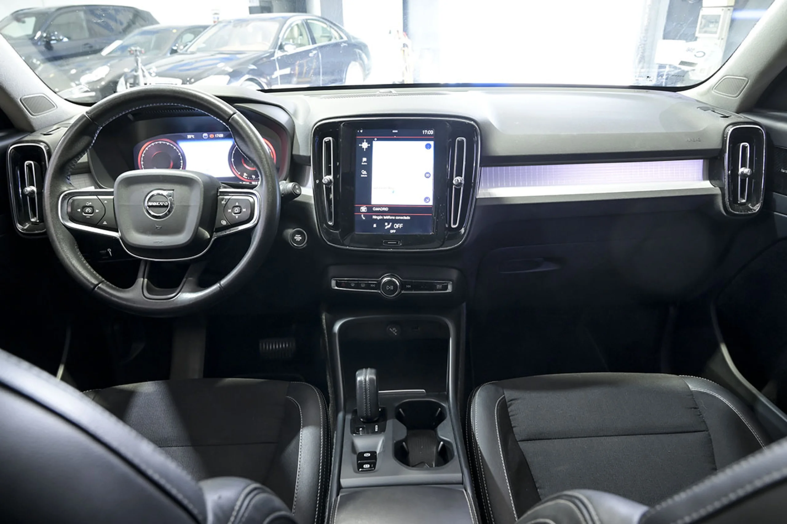 Volvo XC 40 XC40 2.0 D3 Momentum Pro Auto - Foto 8