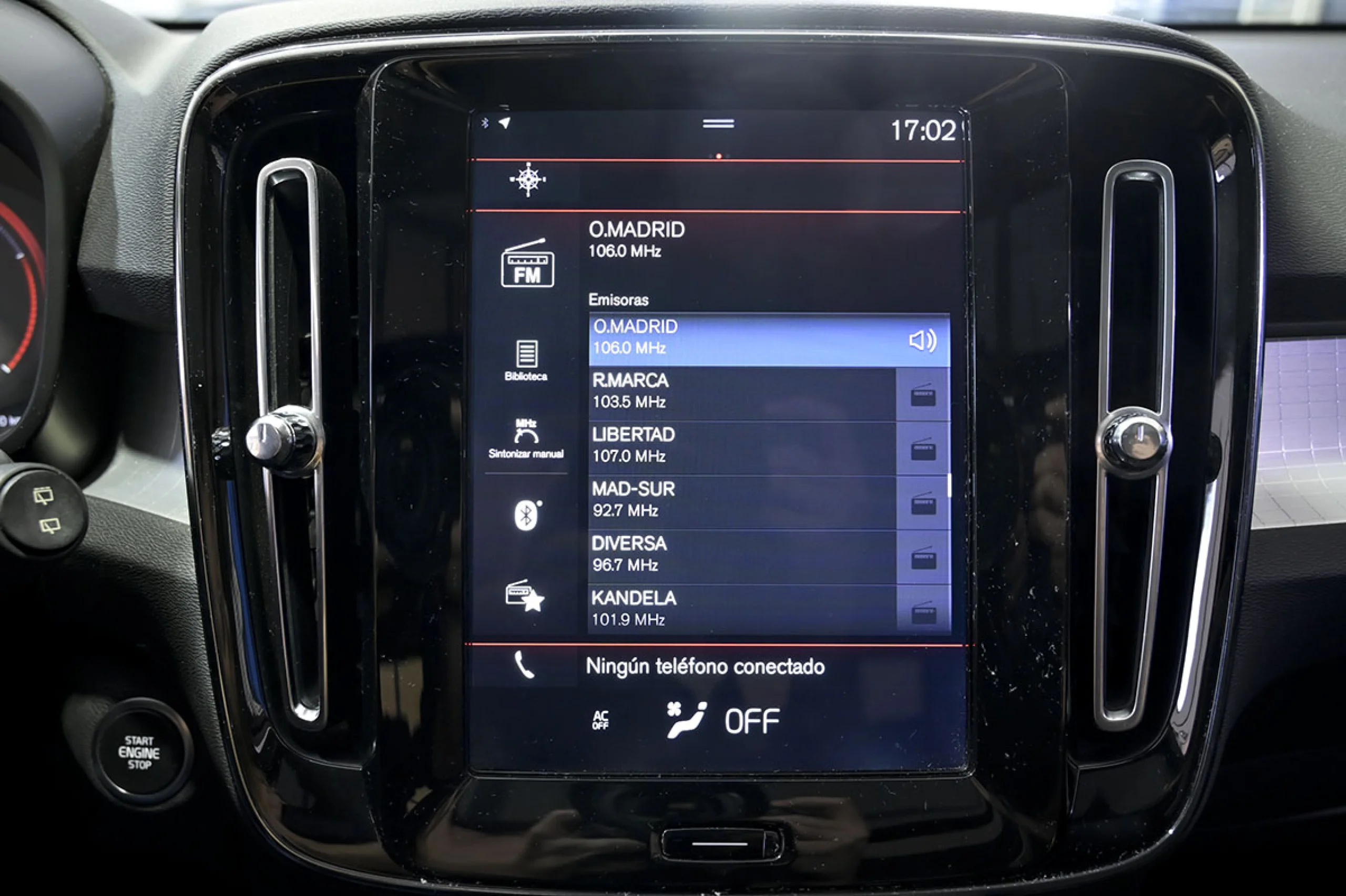 Volvo XC 40 XC40 2.0 D3 Momentum Pro Auto - Foto 26