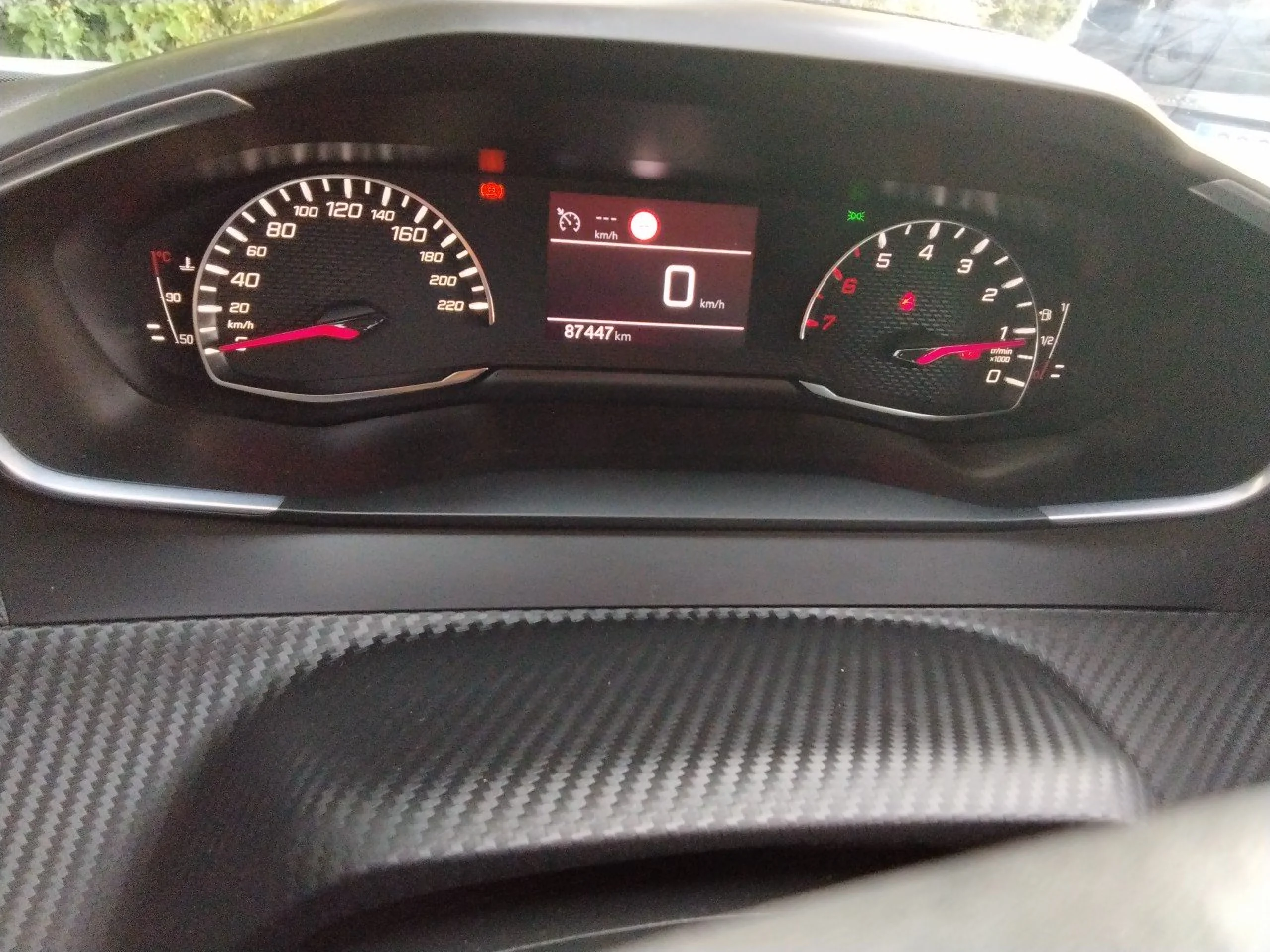 Peugeot 2008 Active Pack BlueHDI 81kW (110CV) - Foto 8