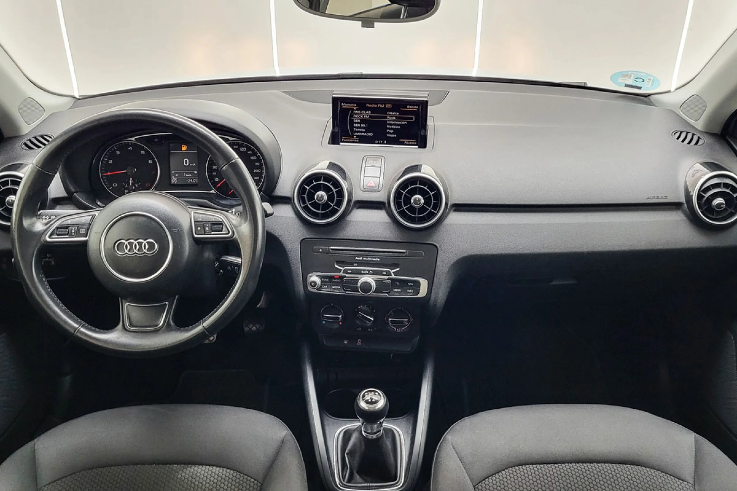 Audi A1 Adrenalin 1.0 TFSI 70kW 95CV Sportback - Foto 8