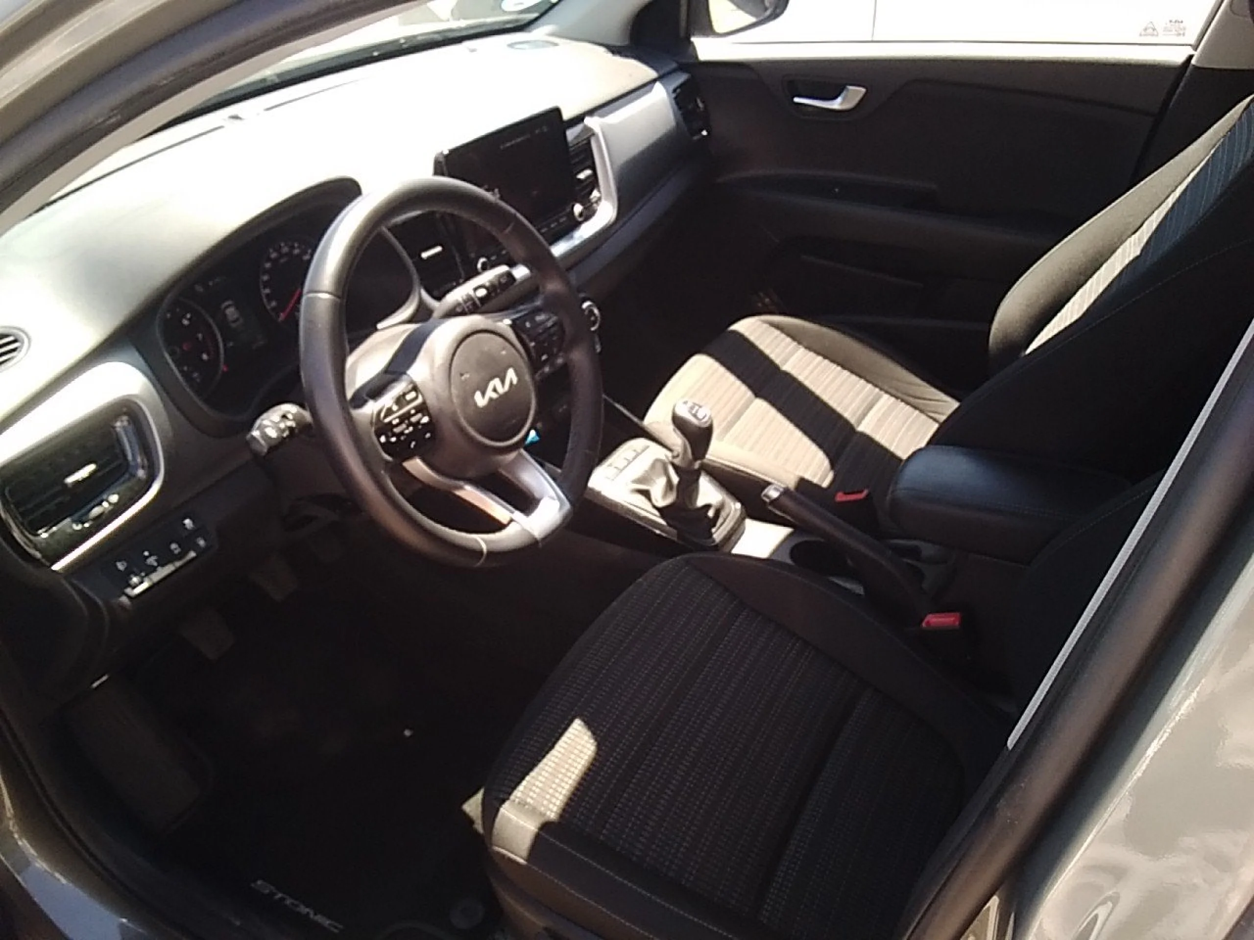 Kia Stonic 1.0 T-GDi 88kW (120CV) MHEV iMT Drive - Foto 7
