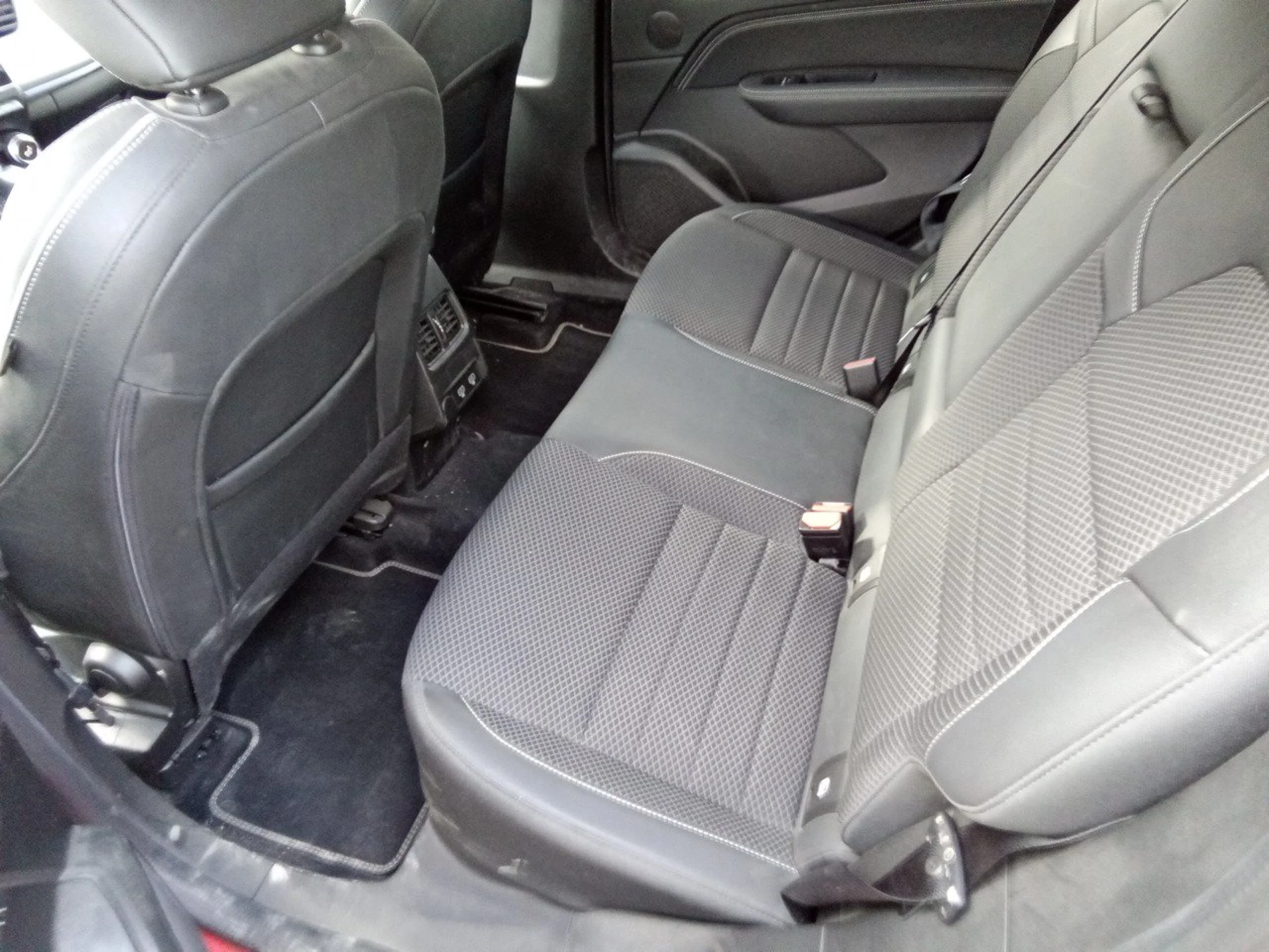 Renault Arkana Zen E-TECH Híbrido 105kW(145CV) - Foto 8