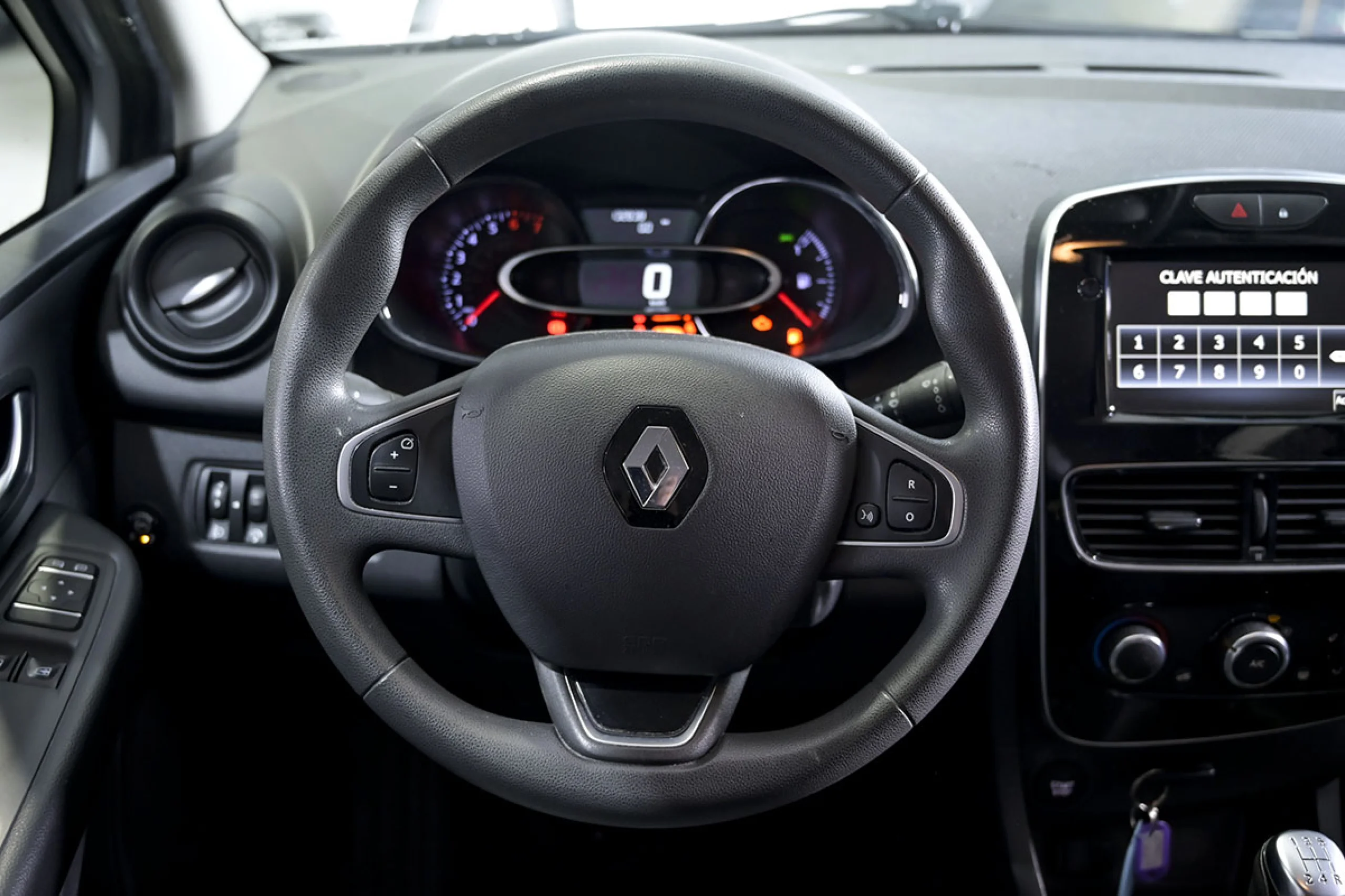 Renault Clio Limited TCe 55kW 75CV 18 - Foto 21