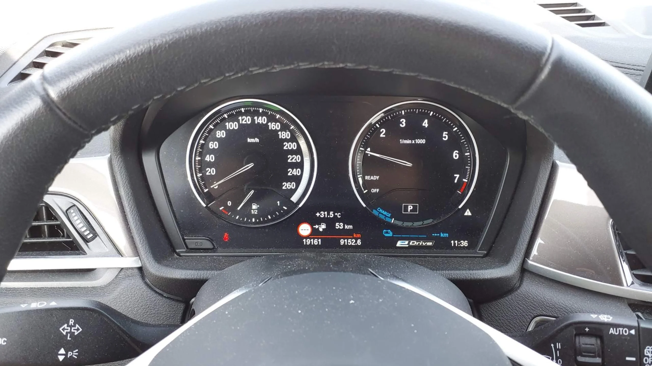 BMW X1 xDrive25e - Foto 7