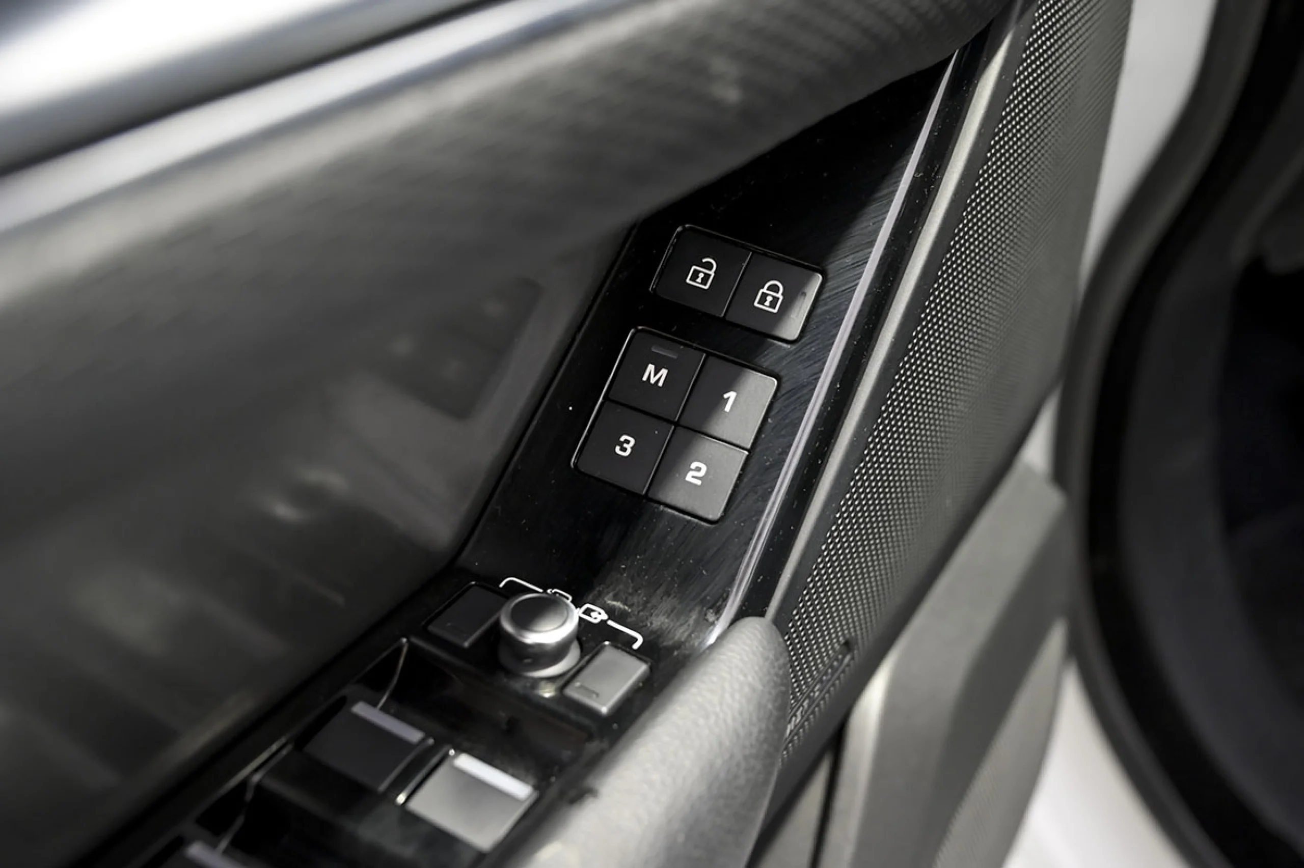 Land Rover Range Rover Velar 2.0D I4 150kW 204CV S 4WD Auto - Foto 22