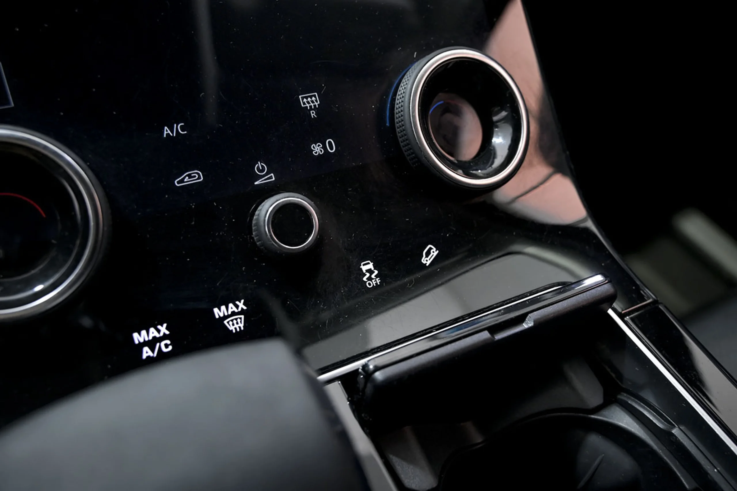 Land Rover Range Rover Velar 2.0D I4 150kW 204CV S 4WD Auto - Foto 33