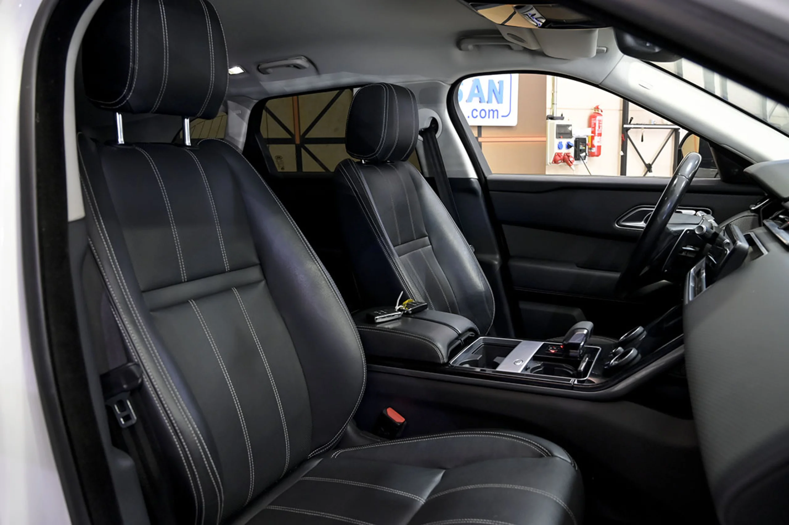 Land Rover Range Rover Velar 2.0D I4 150kW 204CV S 4WD Auto - Foto 37