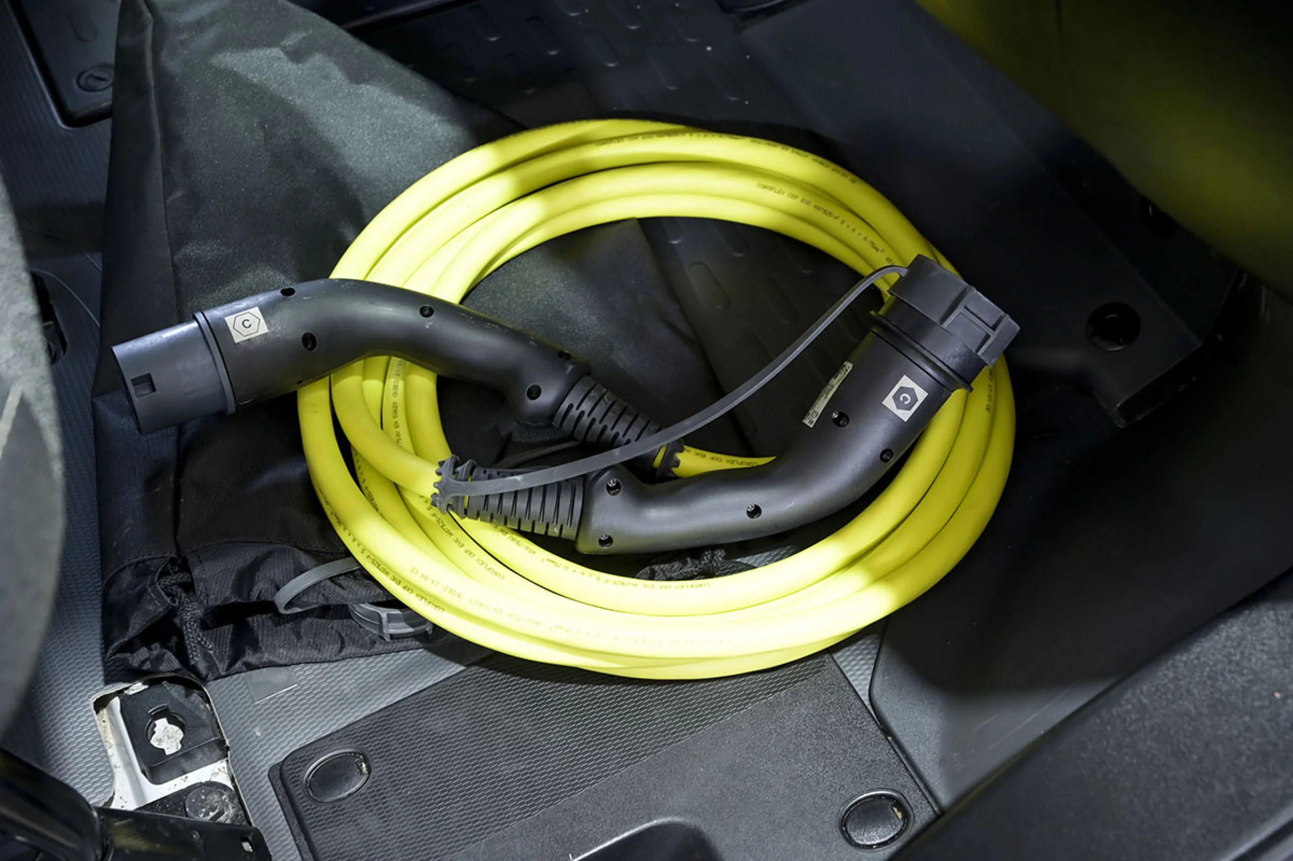 Fiat Ducato e-Ducato eDucato Combi 3.500 L2 H2 47 kW - Foto 15