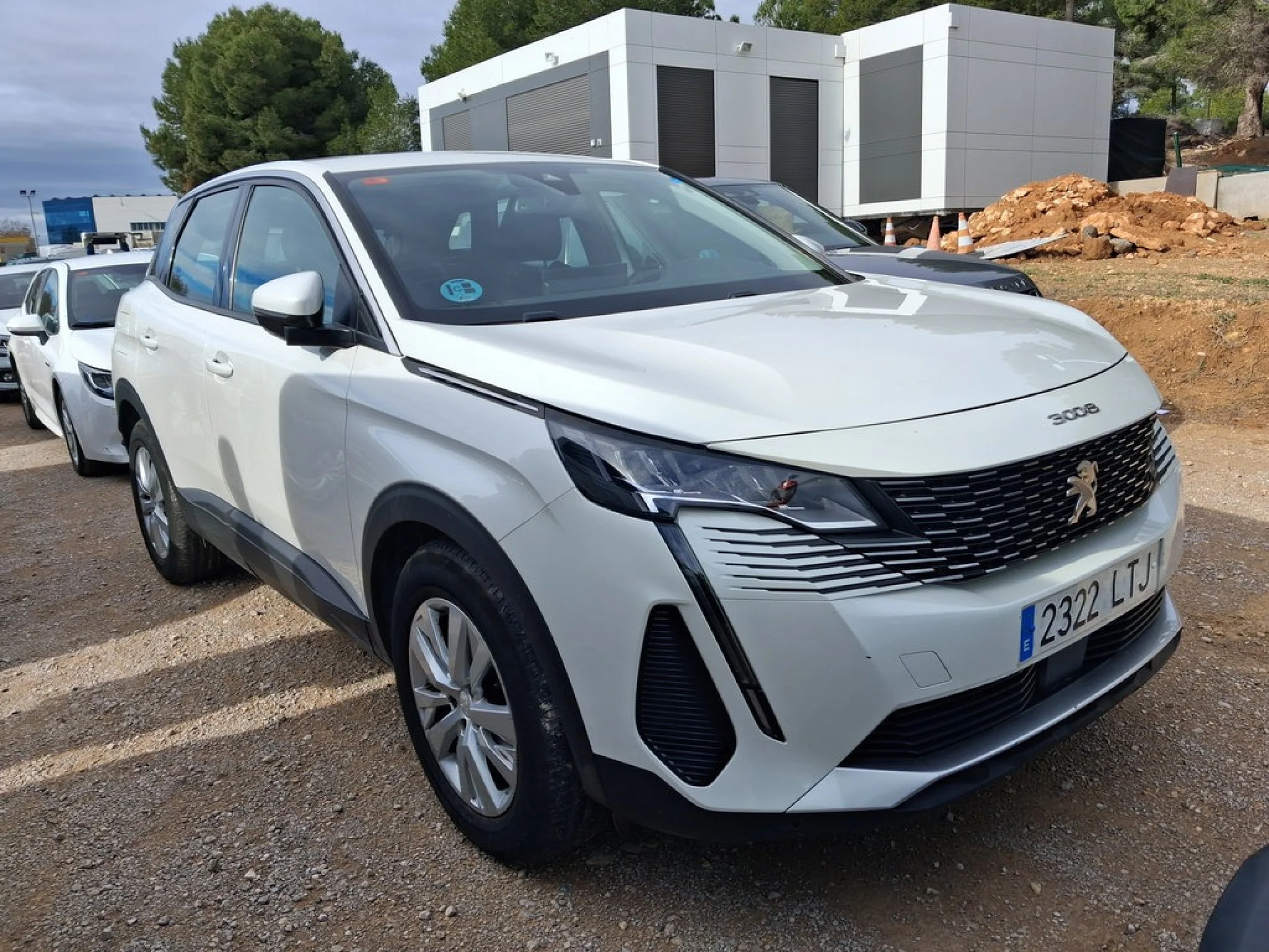 Peugeot 3008 1.5 BlueHDi 96kW (130CV) S&amp;S Active Pack - Foto 3