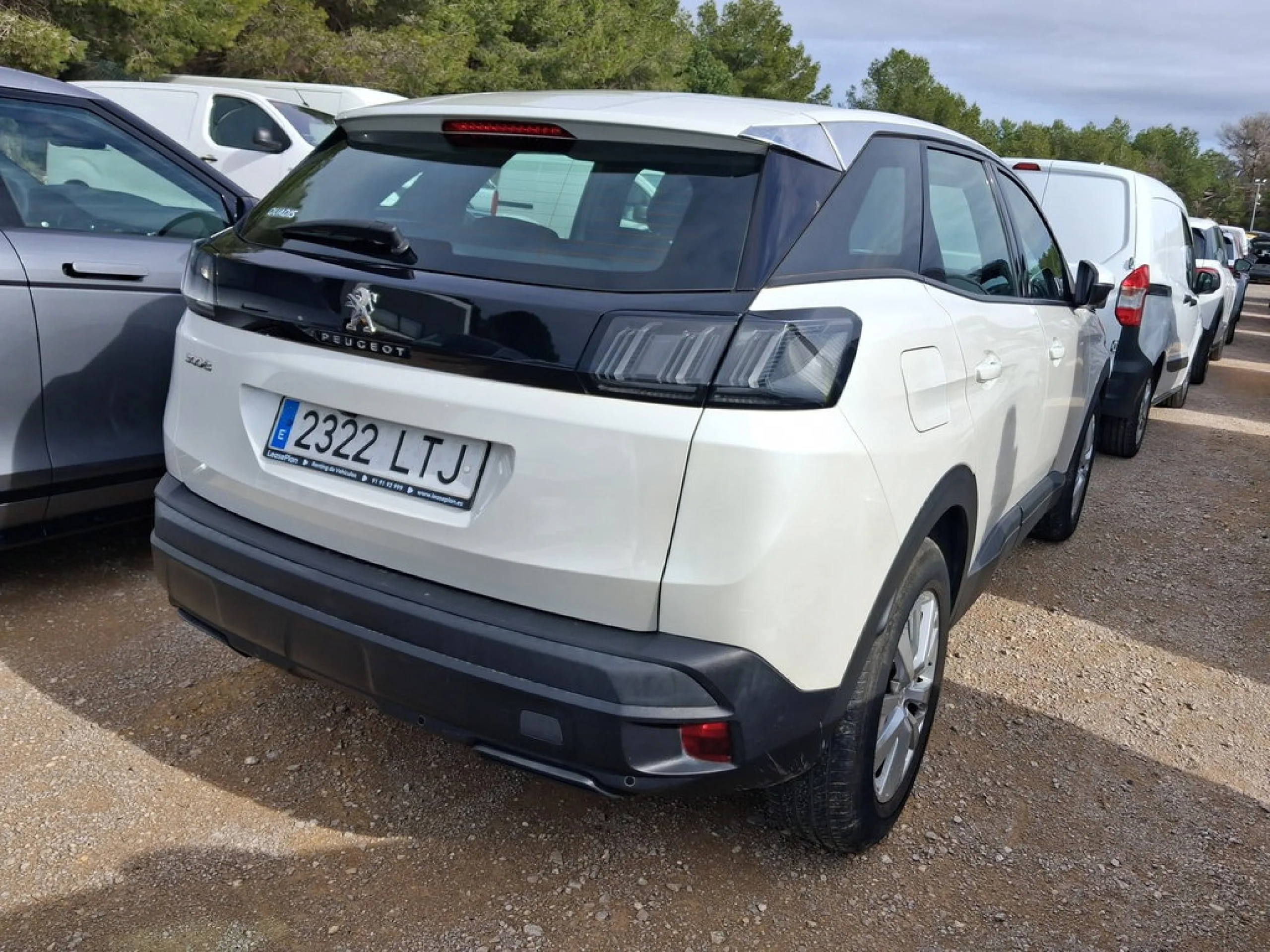 Peugeot 3008 1.5 BlueHDi 96kW (130CV) S&amp;S Active Pack - Foto 4