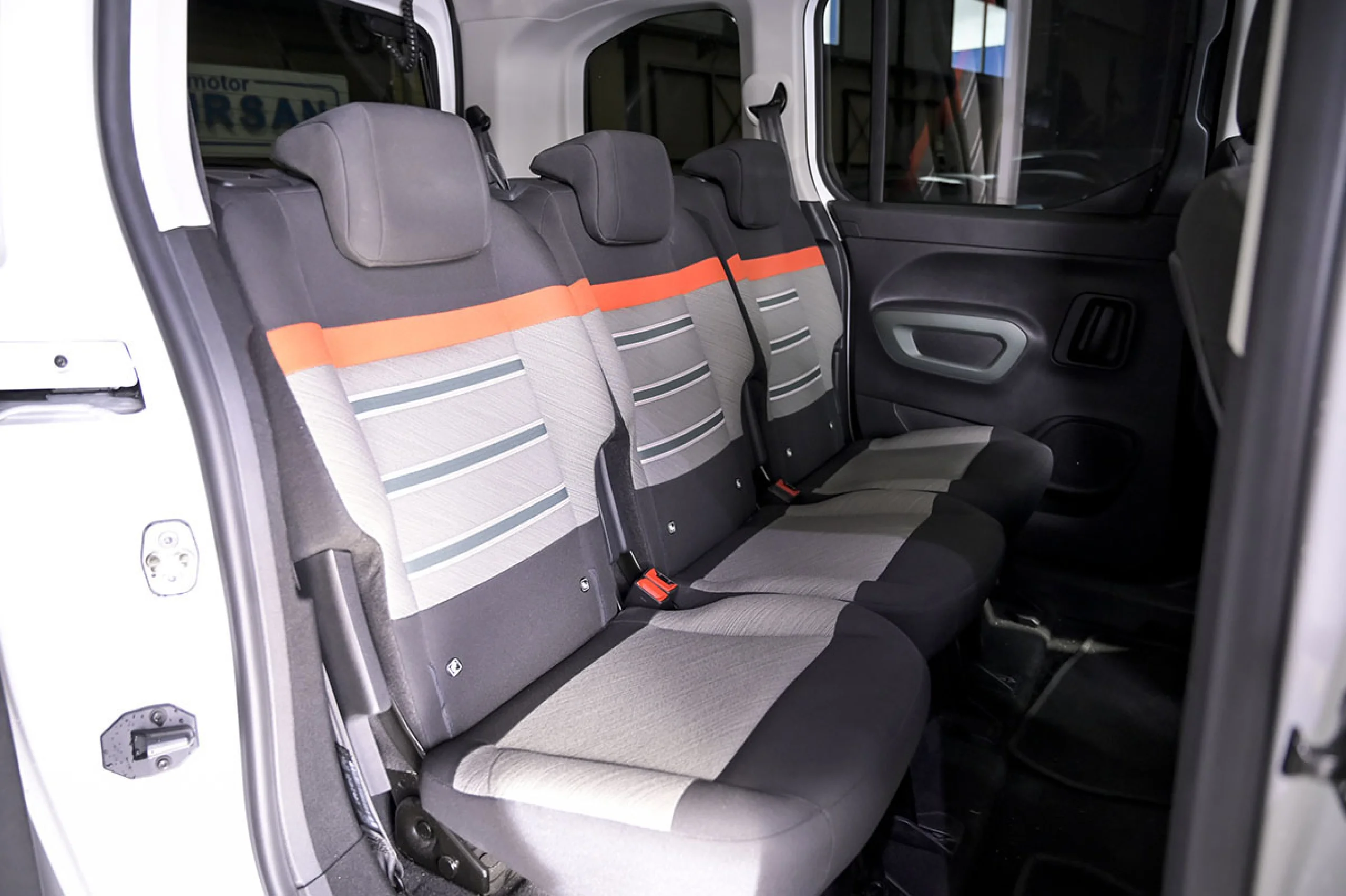 Citroen Berlingo Talla M BlueHDi 130 SS 6v SHINE - Foto 17