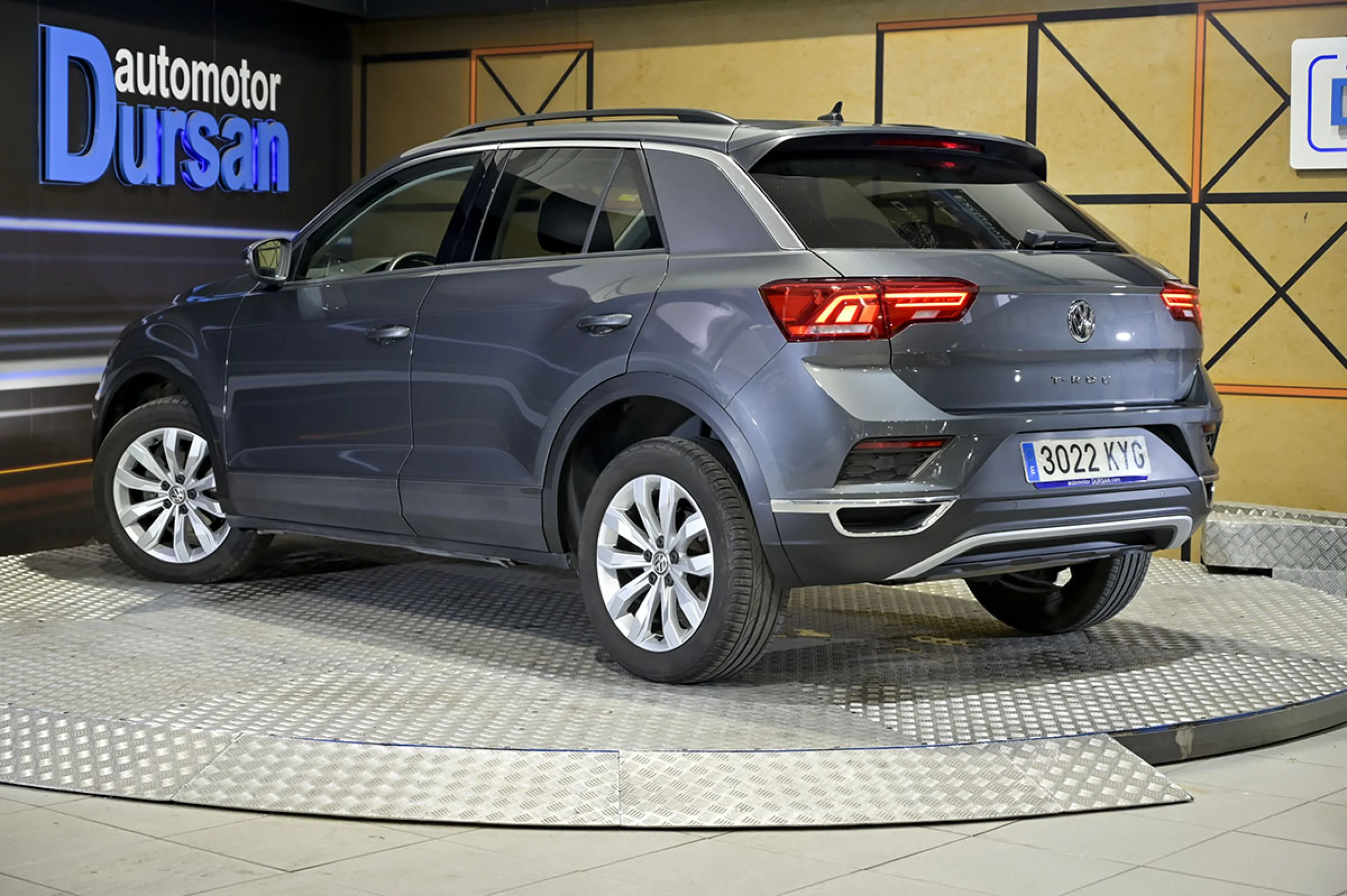 Volkswagen T-Roc Advance 1.0 TSI 85kW 115CV - Foto 4