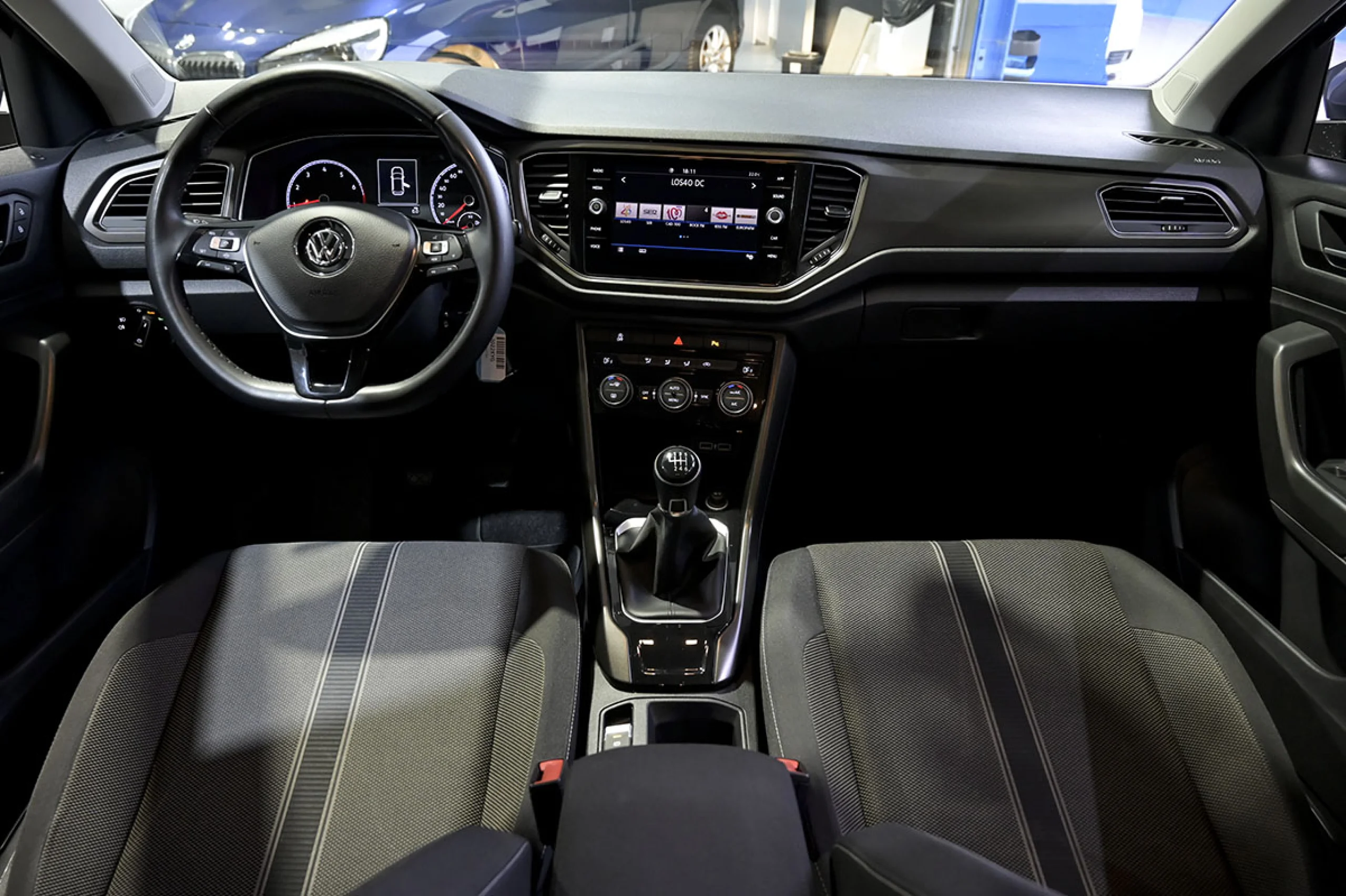 Volkswagen T-Roc Advance 1.0 TSI 85kW 115CV - Foto 8