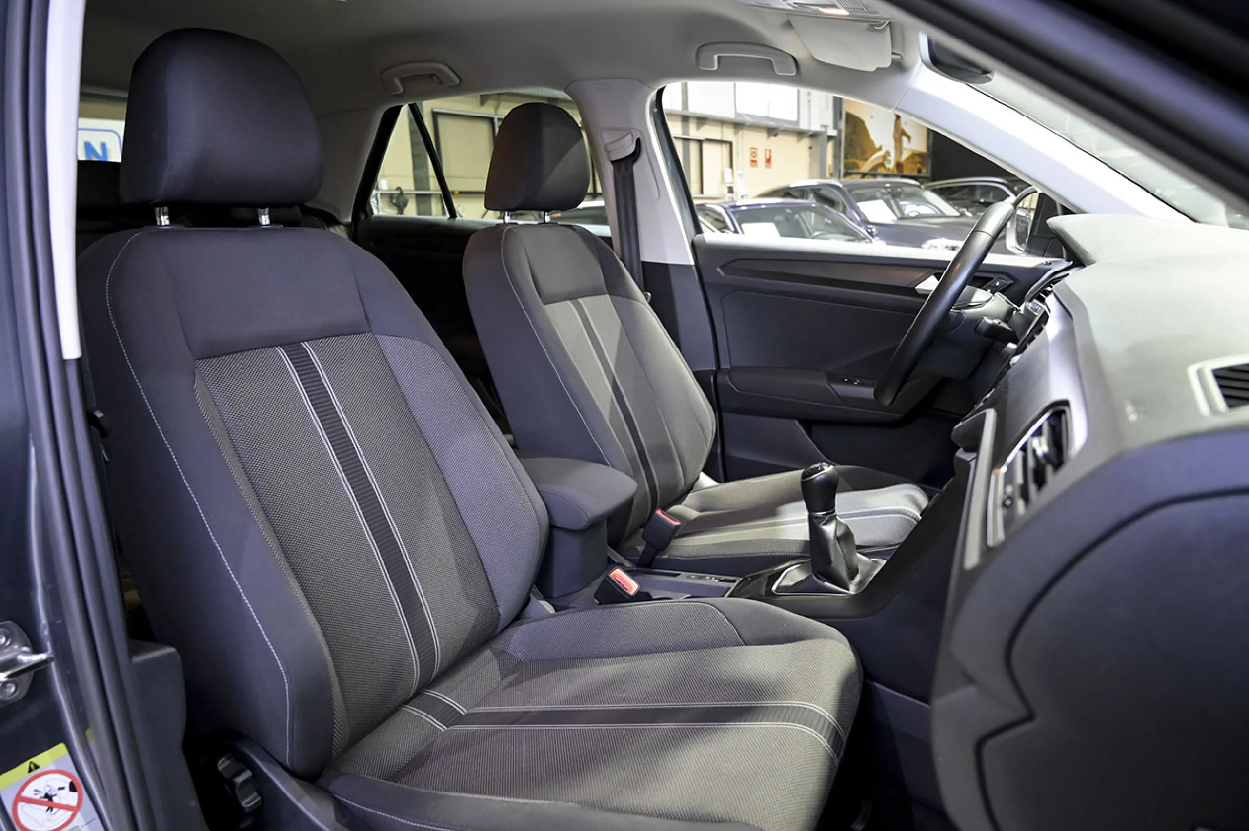 Volkswagen T-Roc Advance 1.0 TSI 85kW 115CV - Foto 29