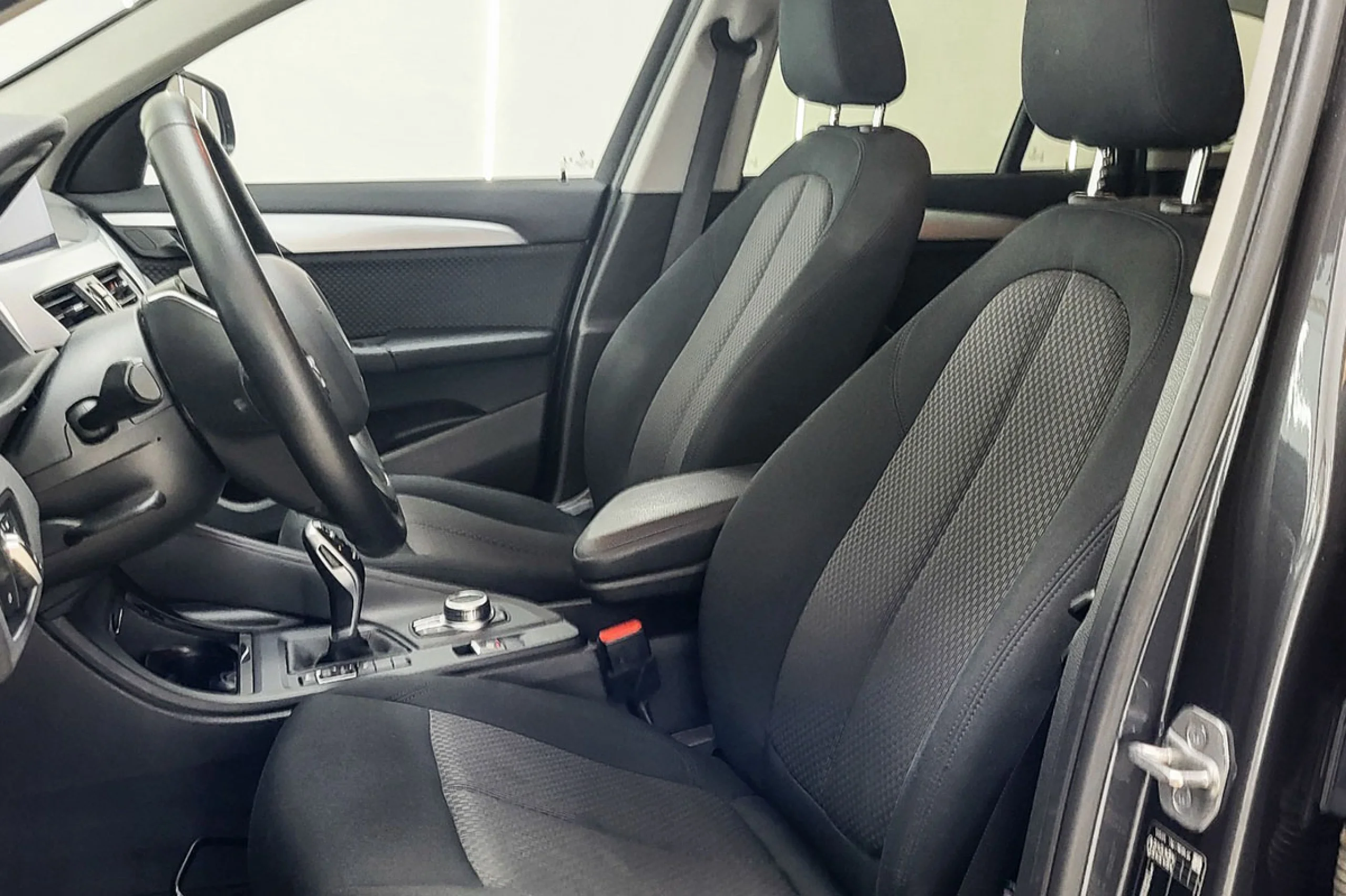 BMW X1 sDrive16d - Foto 9
