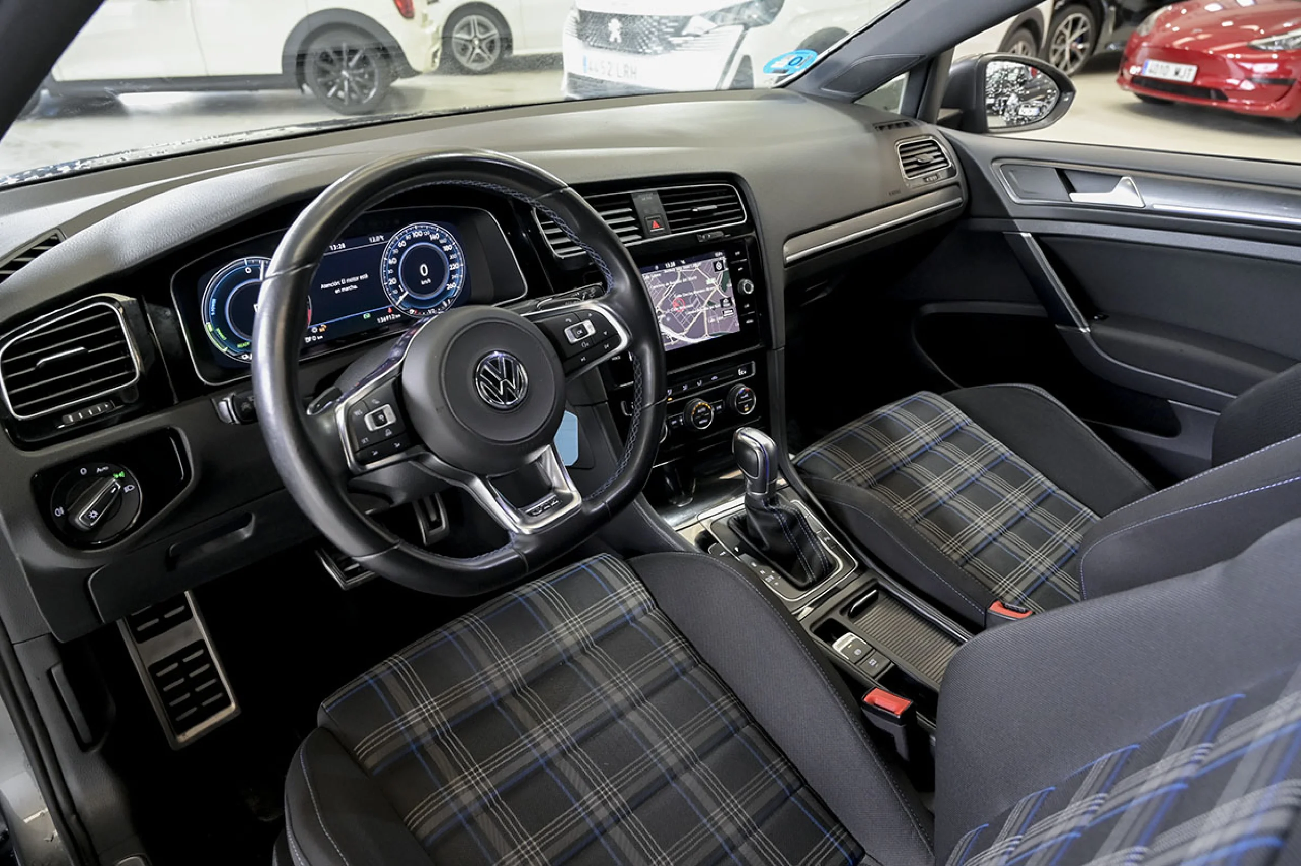 Volkswagen Golf GTE 1.4 TSI ePower 150kW 204CV DSG - Foto 5