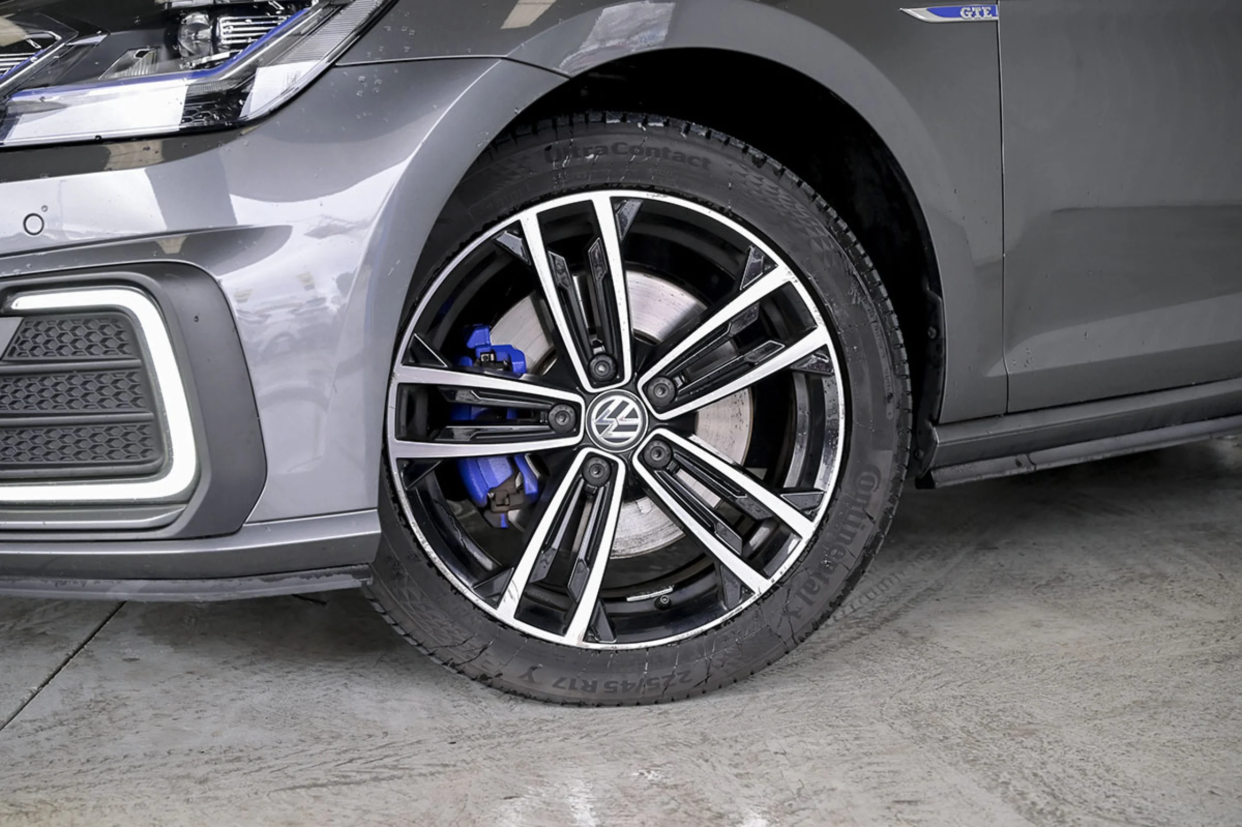 Volkswagen Golf GTE 1.4 TSI ePower 150kW 204CV DSG - Foto 13