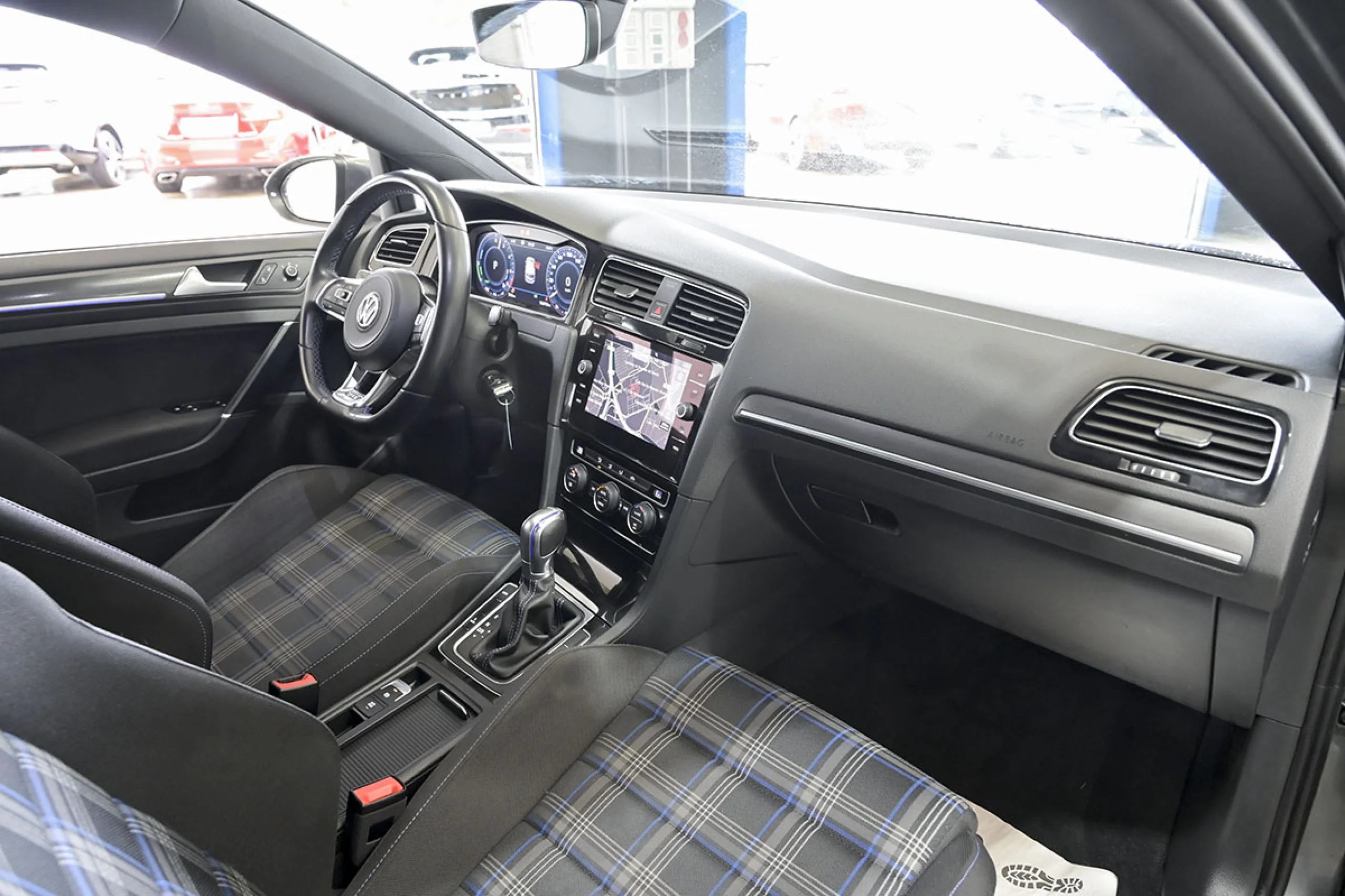 Volkswagen Golf GTE 1.4 TSI ePower 150kW 204CV DSG - Foto 20