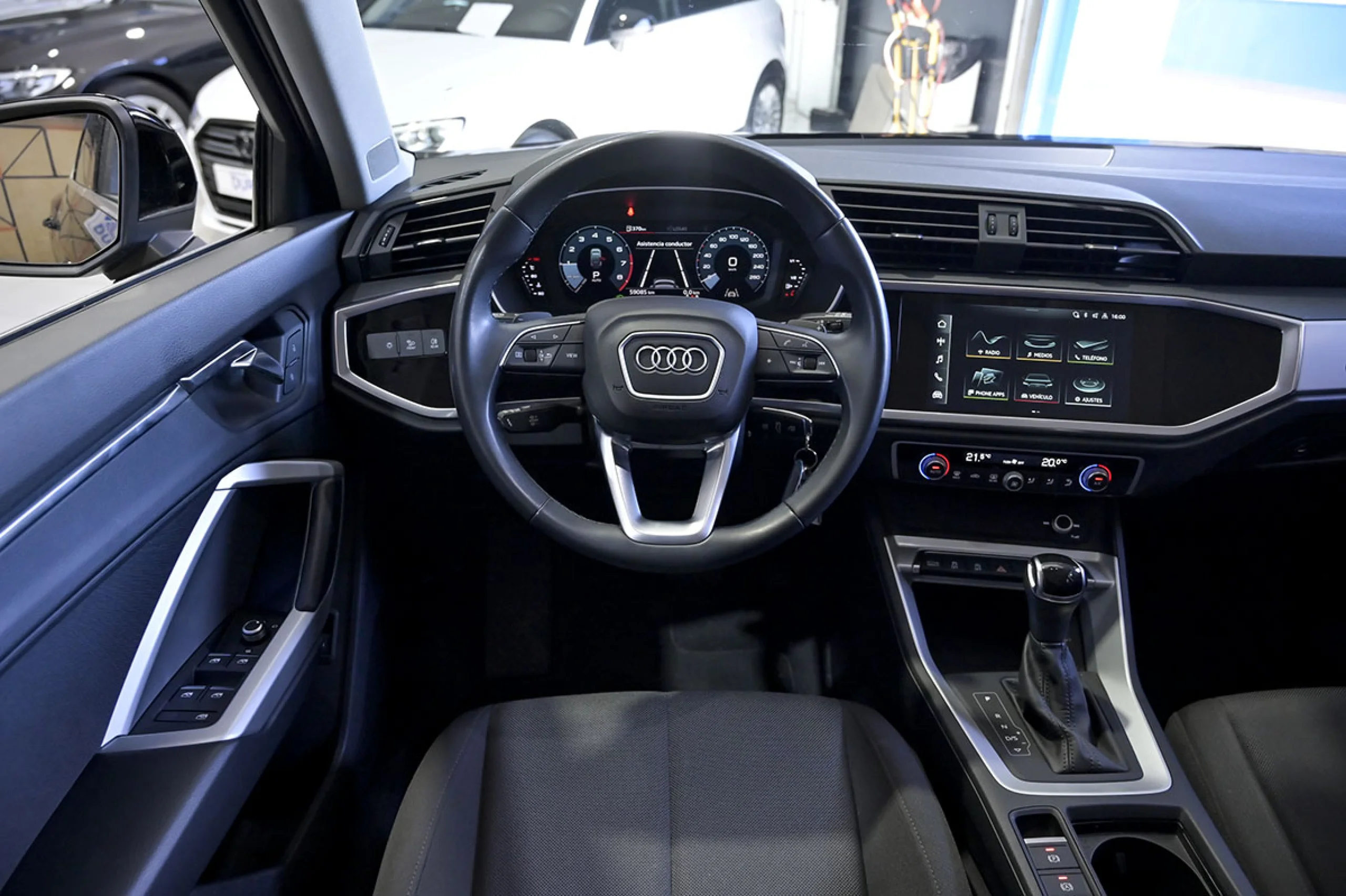 Audi Q3 SPORTBACK 35 TFSI 110kW 150CV S tronic Advanced - Foto 32