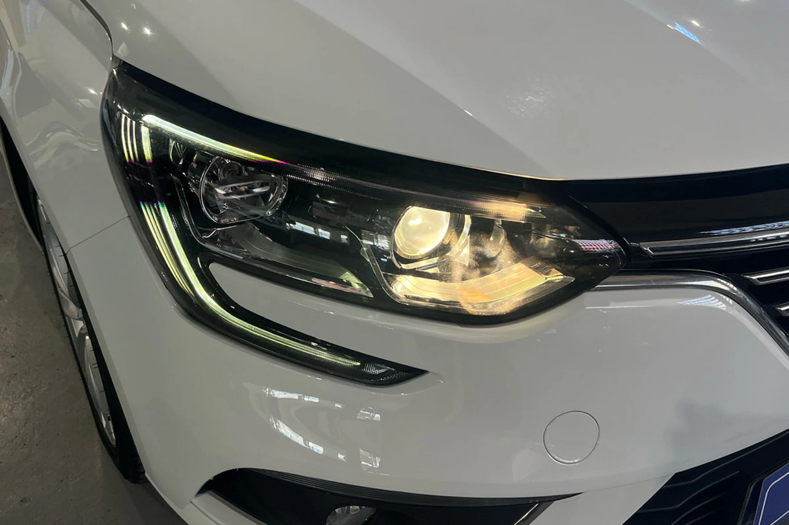 Renault Megane Mégane Limited Energy TCe 97kW 130CV - Foto 28