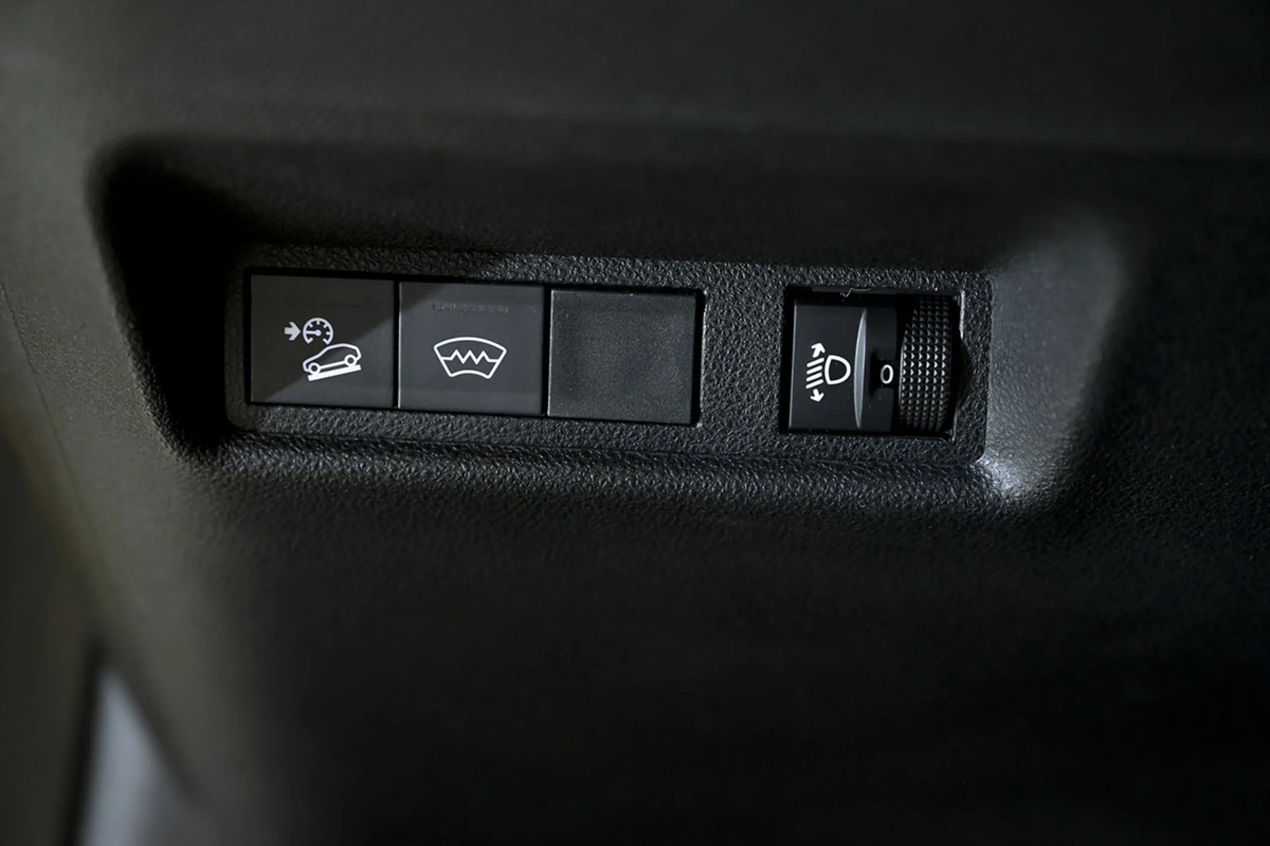 Jeep Avenger BEV 115kW 156CV Summit - Foto 26