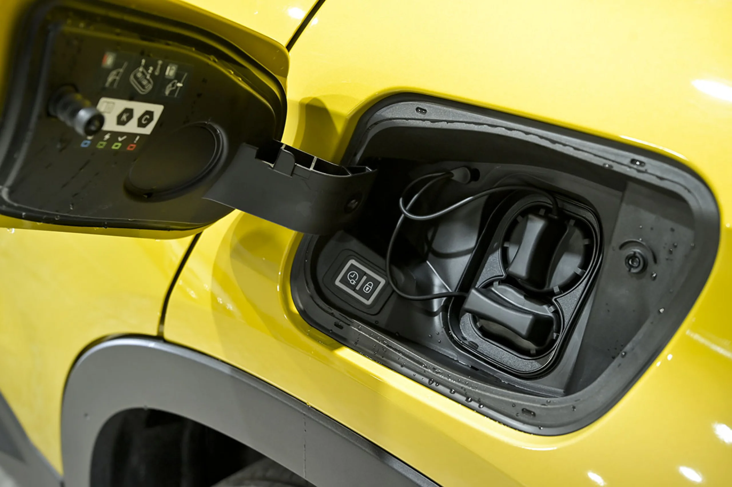 Jeep Avenger BEV 115kW 156CV Summit - Foto 47