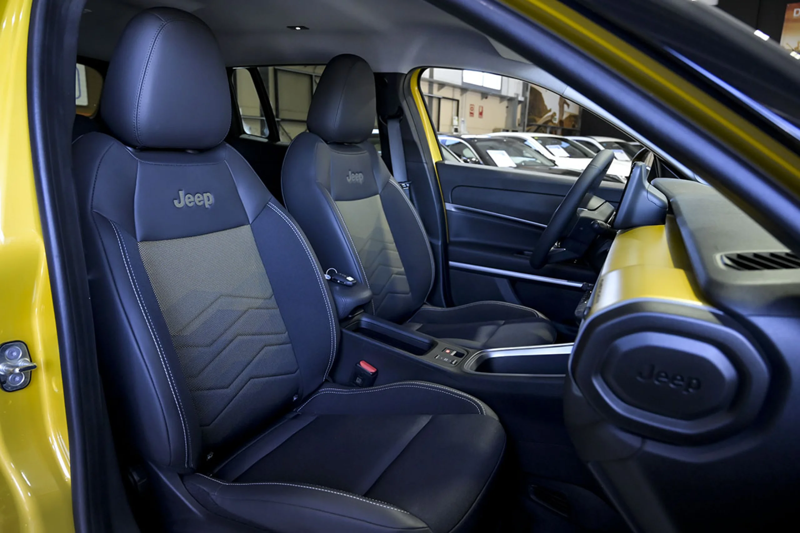 Jeep Avenger BEV 115kW 156CV Summit - Foto 46