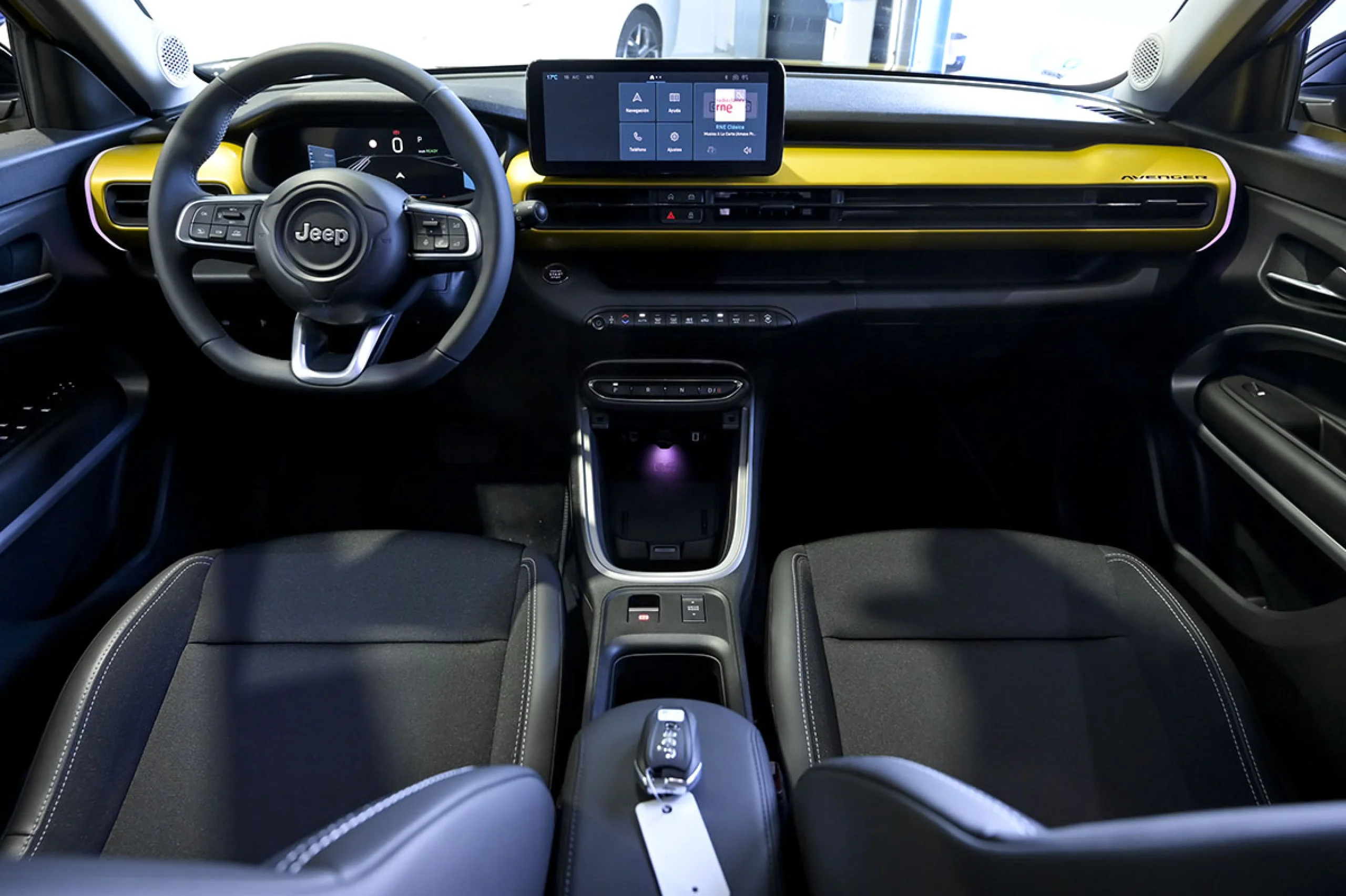 Jeep Avenger BEV 115kW 156CV Summit - Foto 8