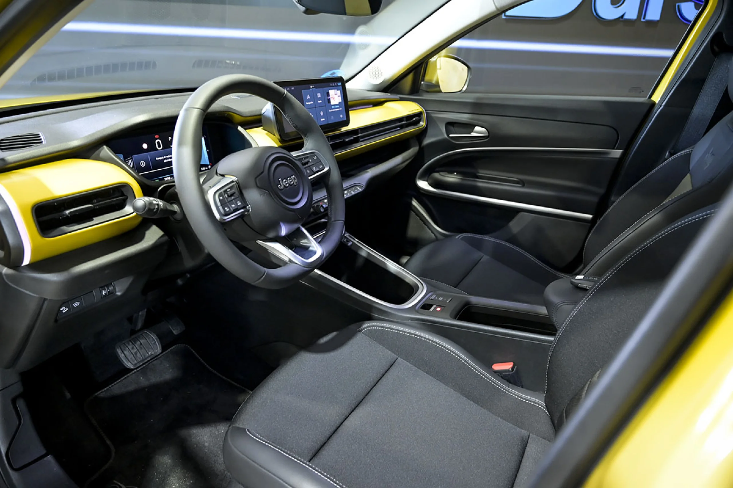 Jeep Avenger BEV 115kW 156CV Summit - Foto 6